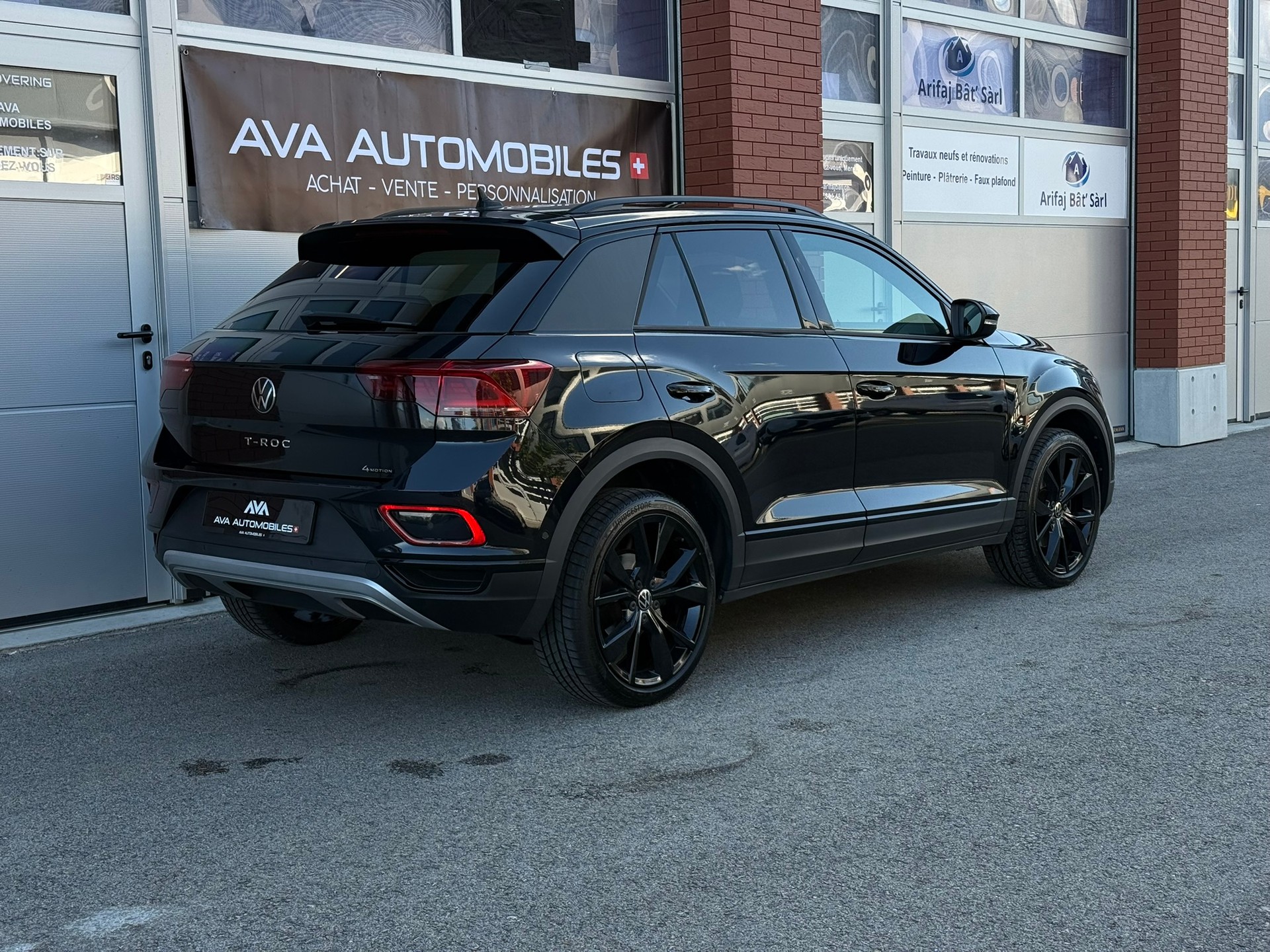VW T-Roc 2.0 TSI Style DSG 4Motion-image-10