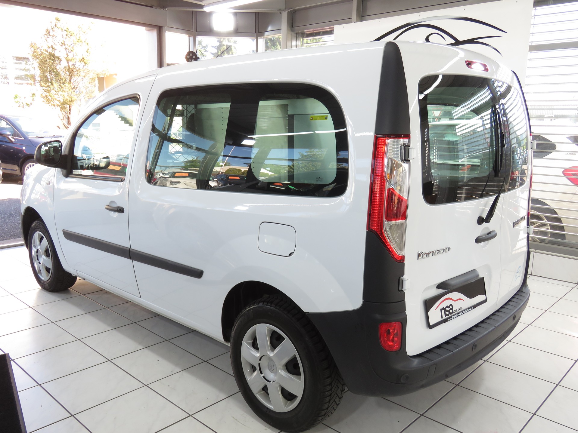 RENAULT Kangoo Z.E. Business (Automat)-image-5