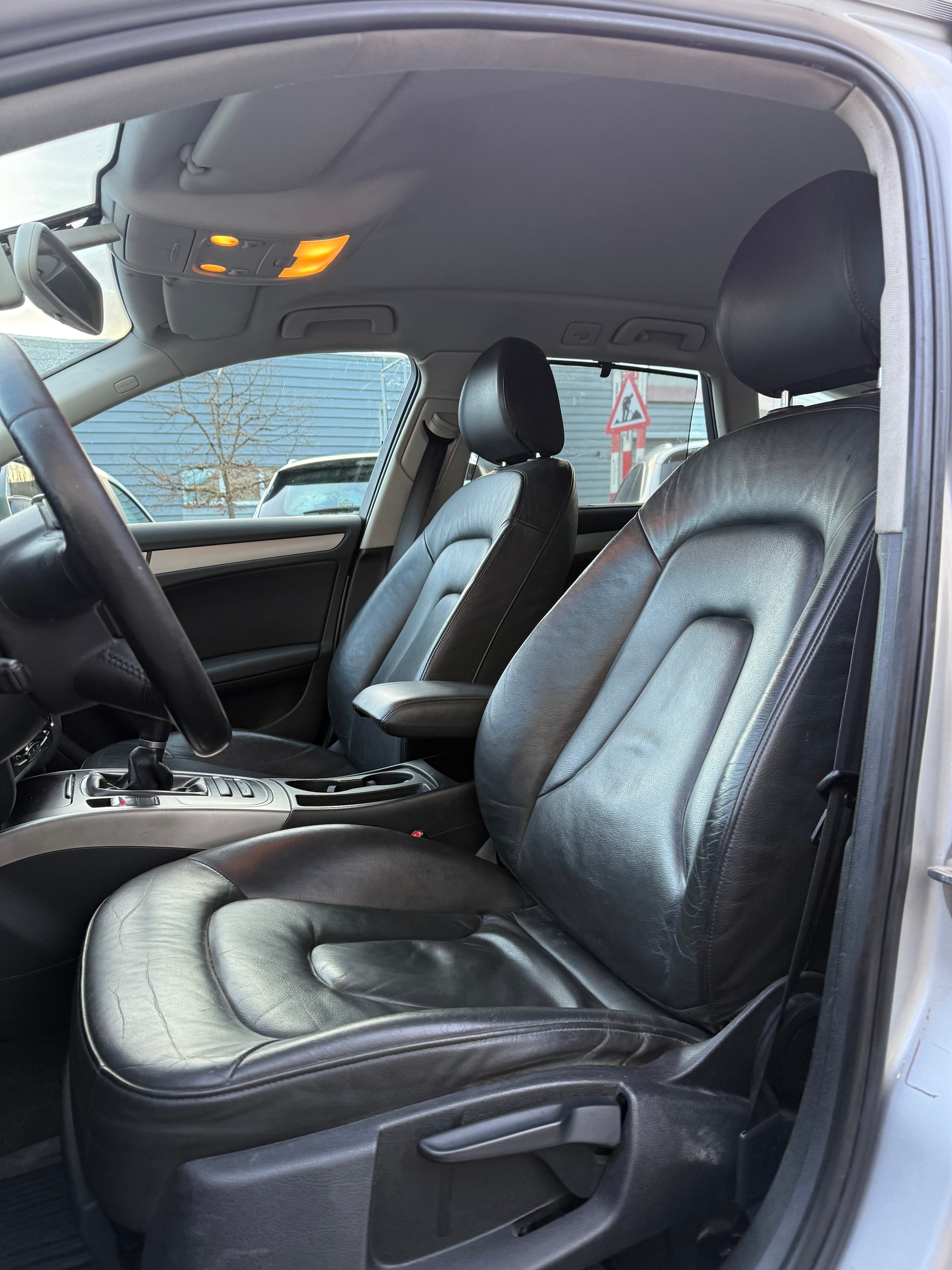 AUDI A4 Avant 3.0 TDI quattro-image-5