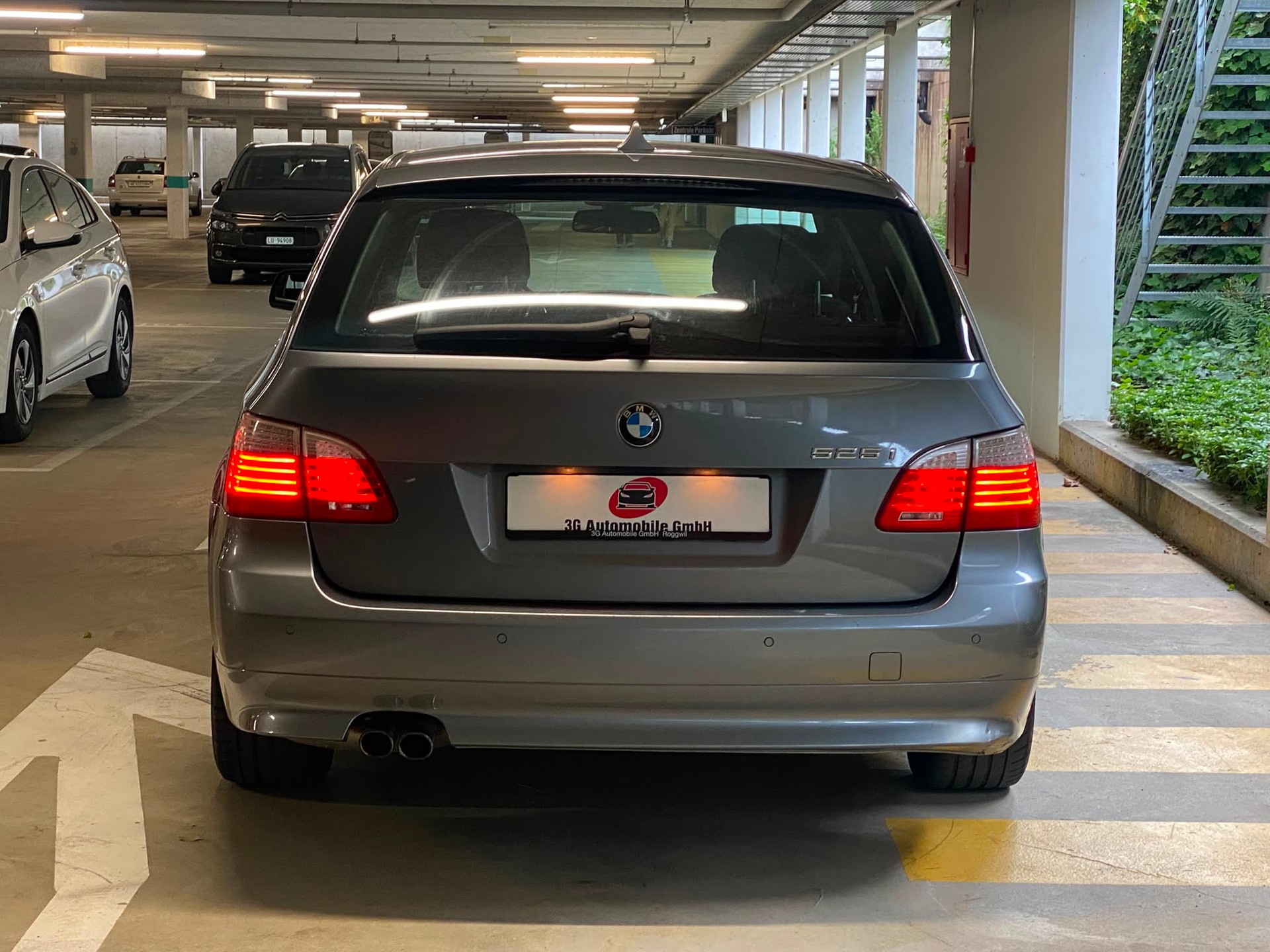 BMW 525i Touring Steptronic-image-4