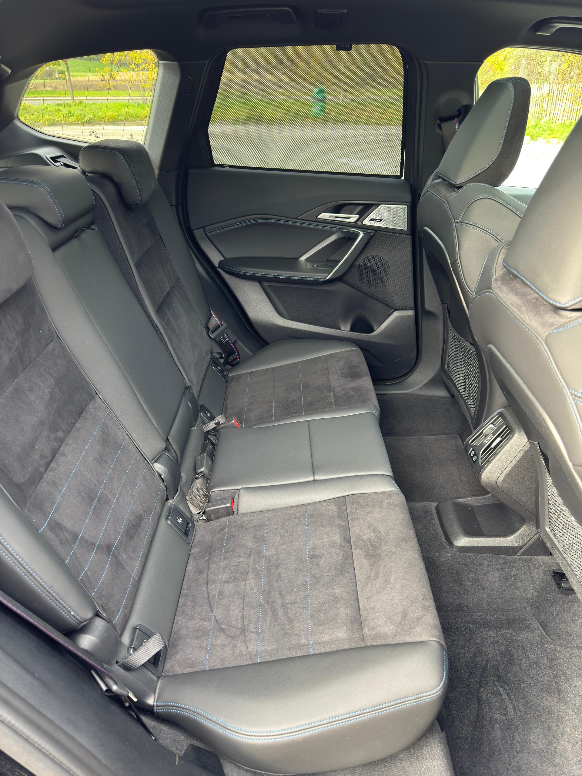BMW X1 xDrive 23i 48V M SPORT 2024-image-8