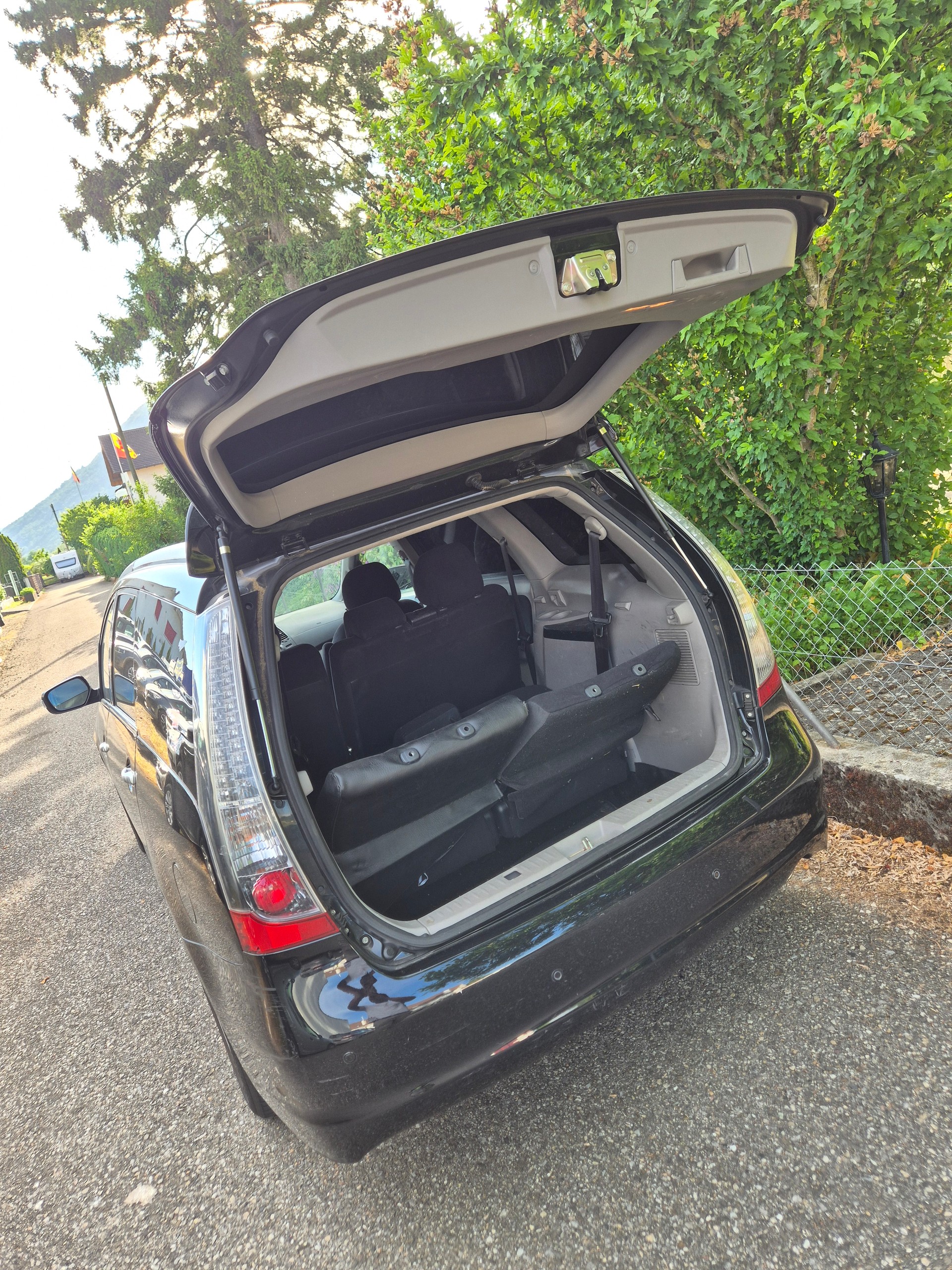 MITSUBISHI Grandis 2.4 16V Motion Automatic-image-14