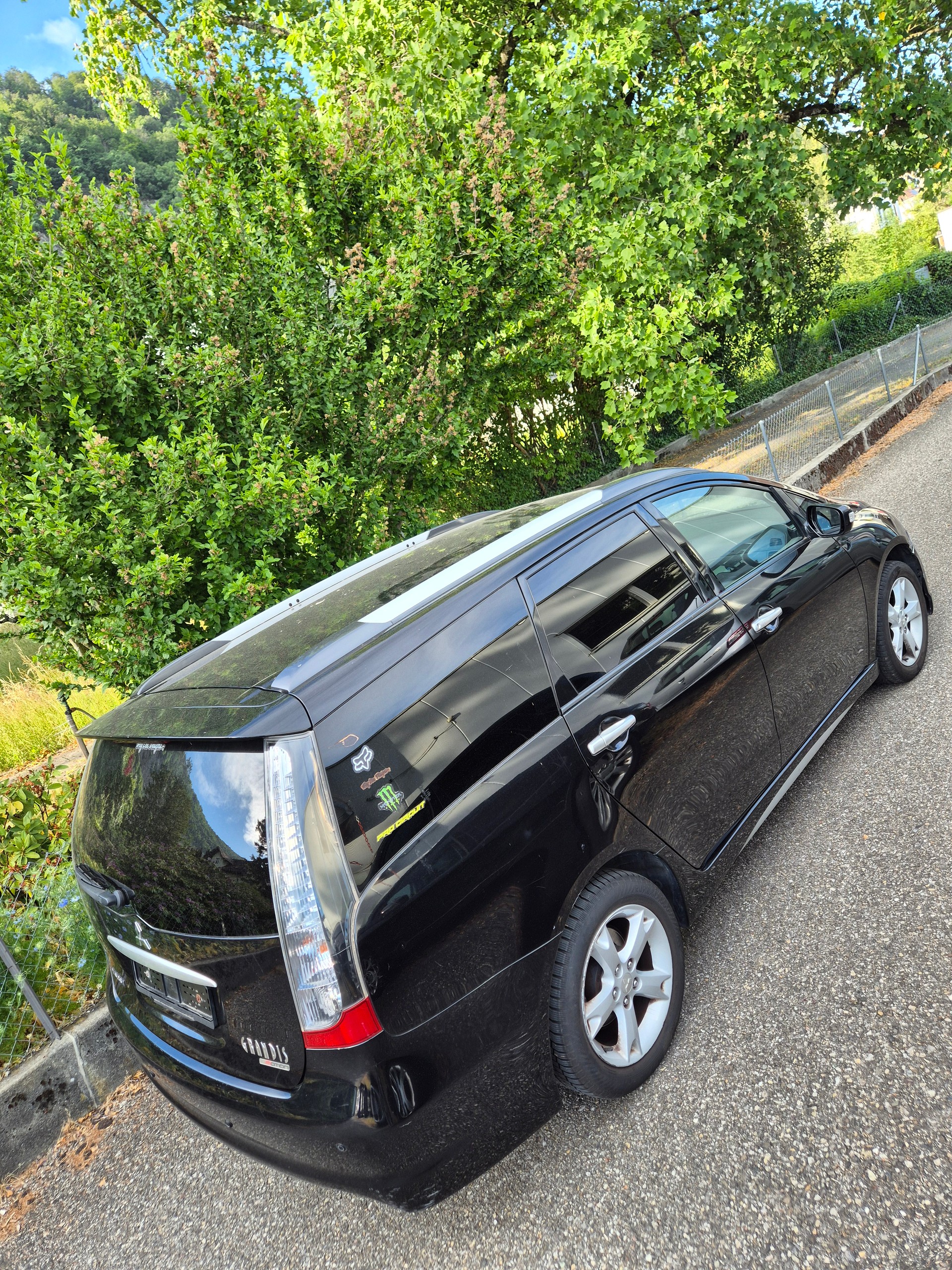 MITSUBISHI Grandis 2.4 16V Motion Automatic