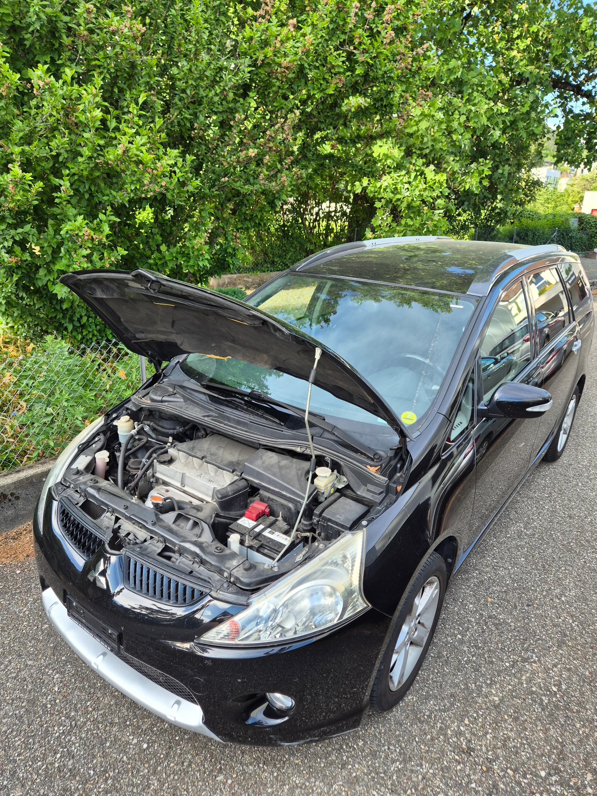 MITSUBISHI Grandis 2.4 16V Motion Automatic-image-8