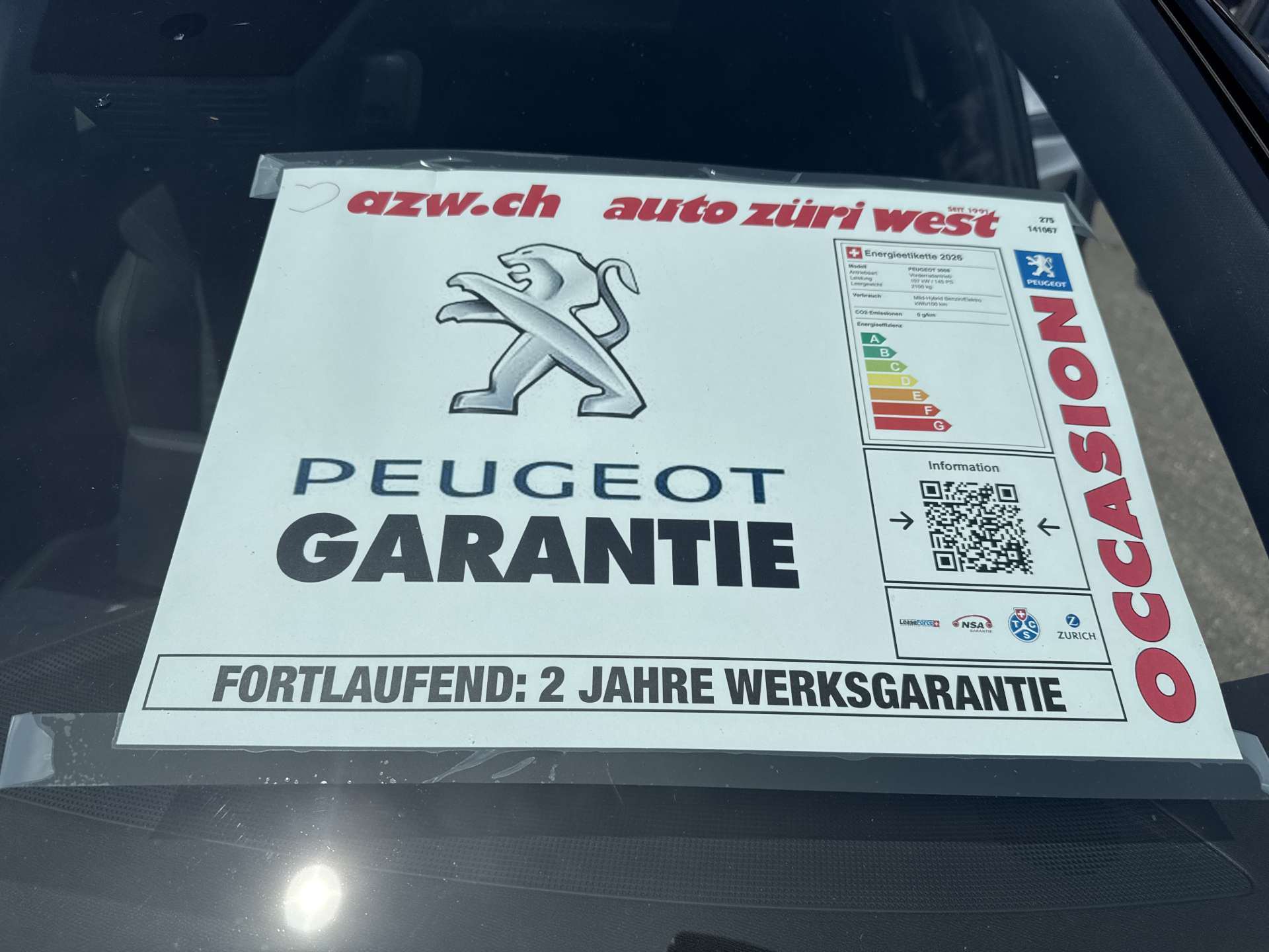 PEUGEOT 3008 145 GT Hybrid e-DCS-Automat-image-3