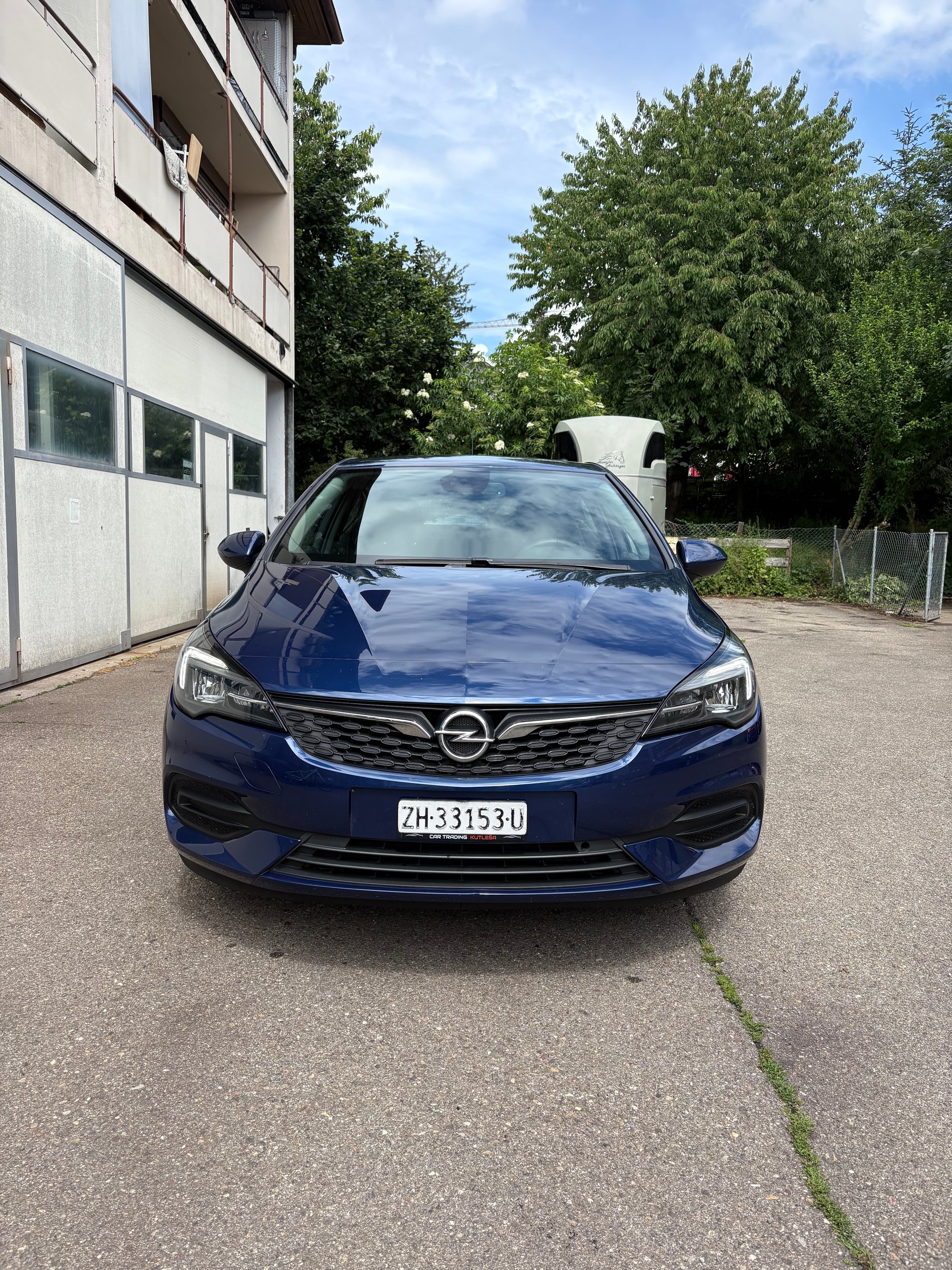 OPEL Astra 1.2i Turbo Edition-image-1