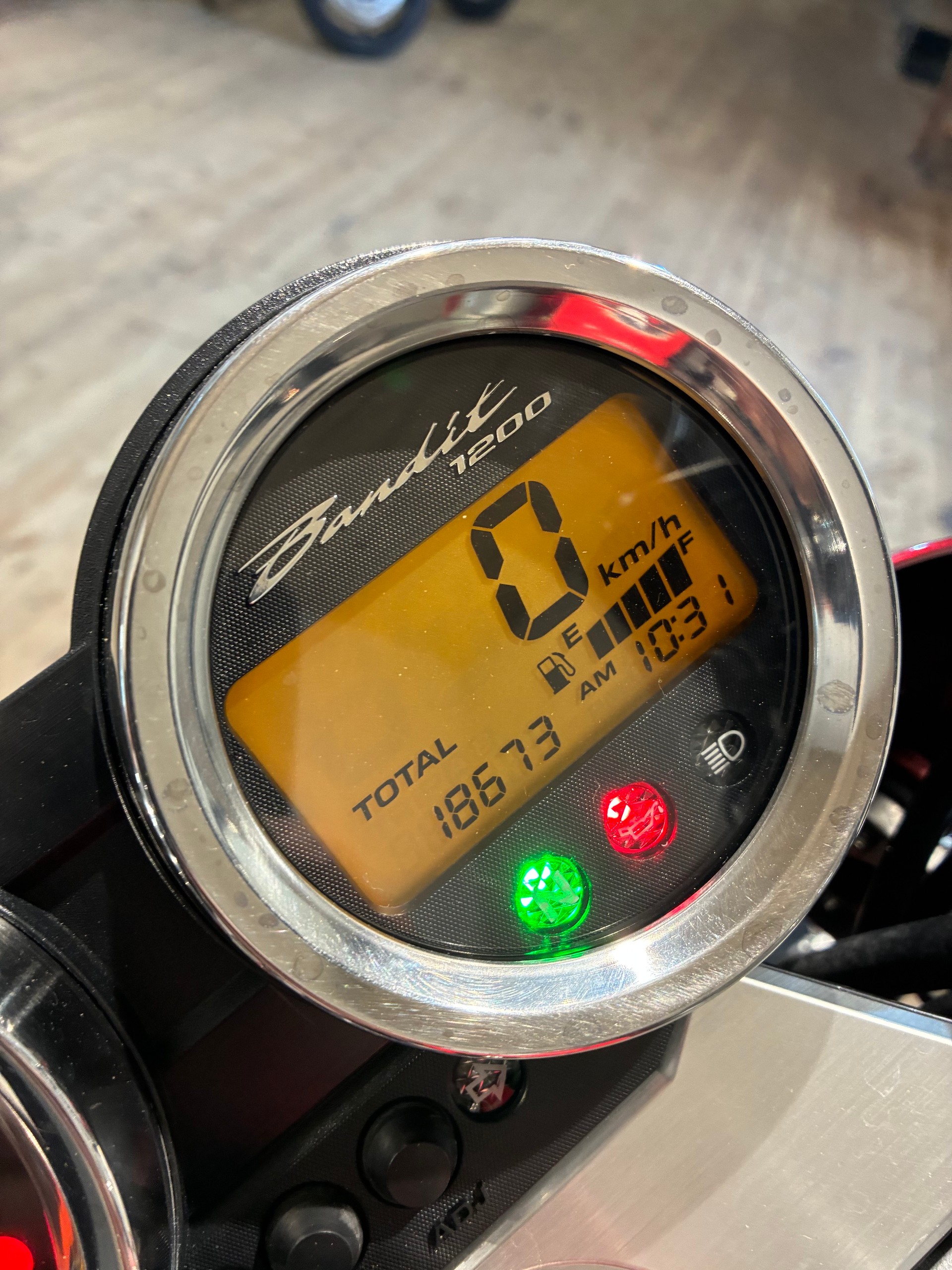 SUZUKI GSF 1200 Bandit ABS K6-image-8