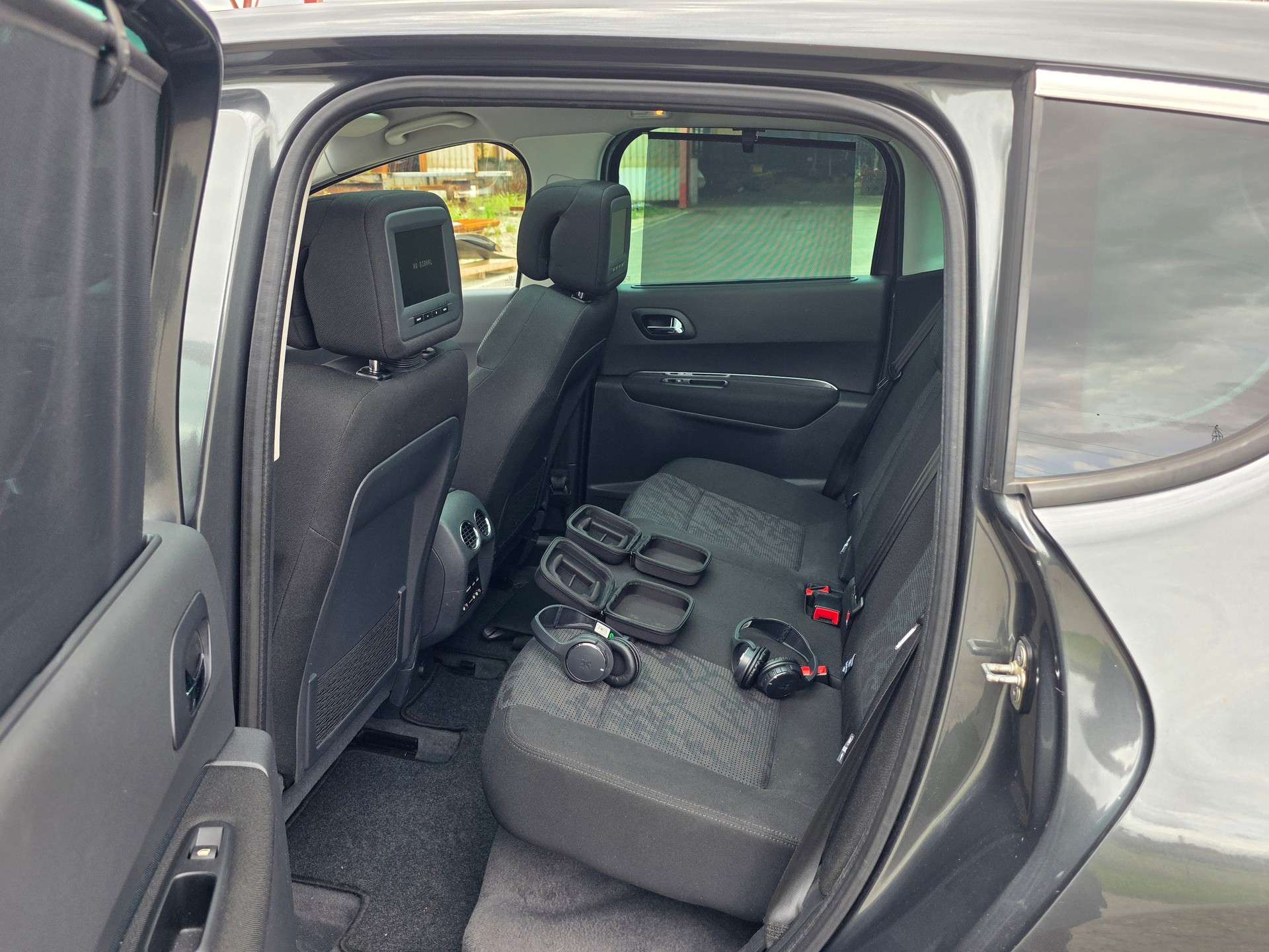 PEUGEOT 3008 1.6 16V T Sport Pack Tiptronic-image-11