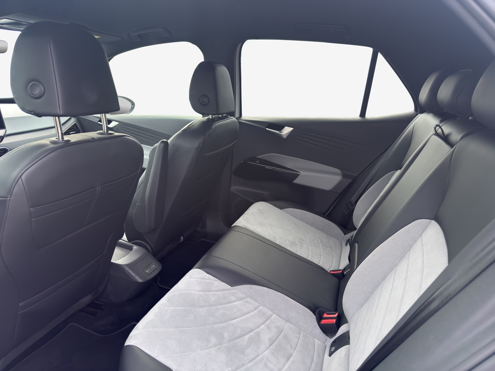 VW ID.3 Pro Performance 58 kWh 75 Edition-image-11
