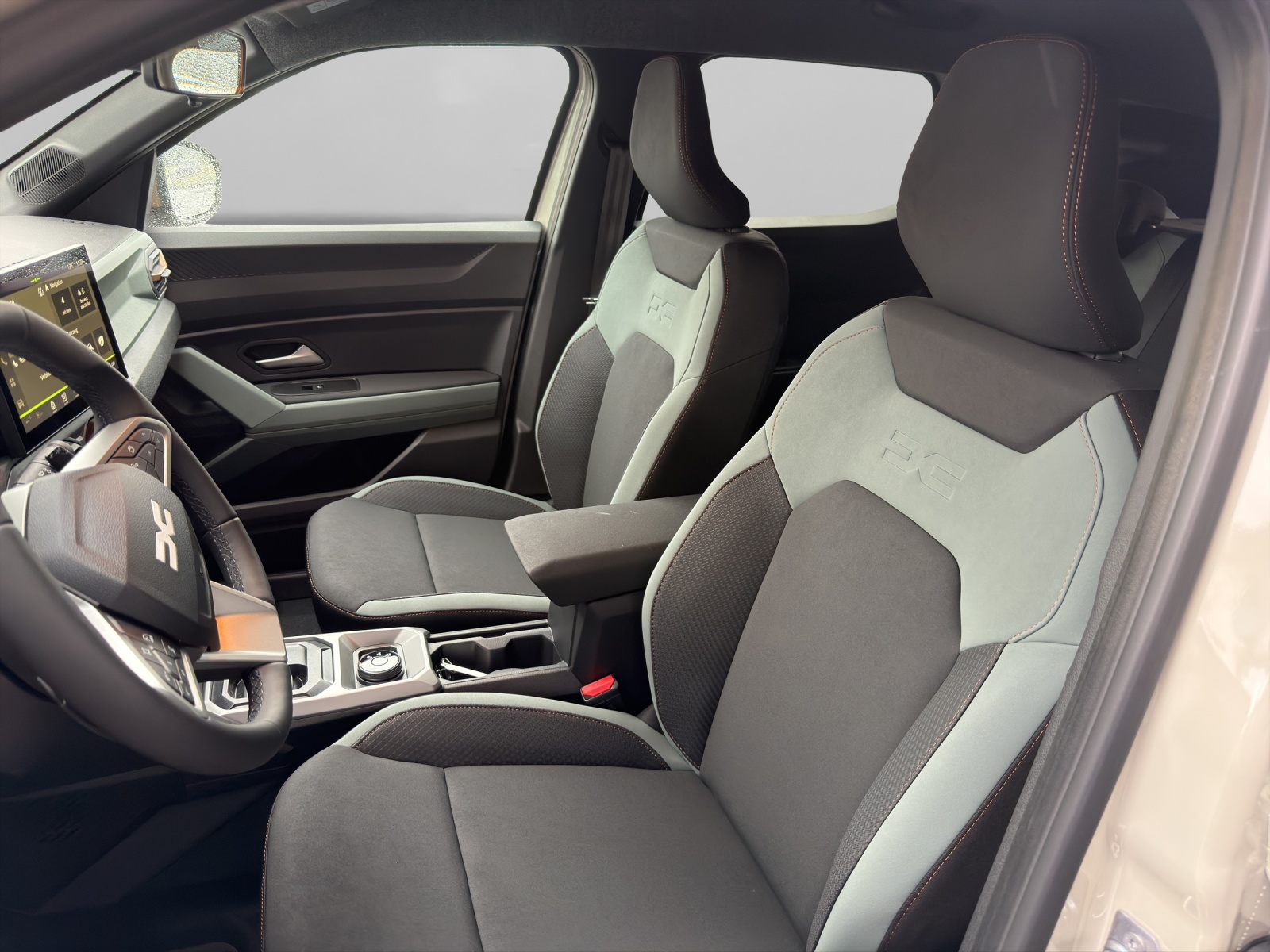 DACIA Duster 1.2 Hybrid Extreme 4WD-image-6