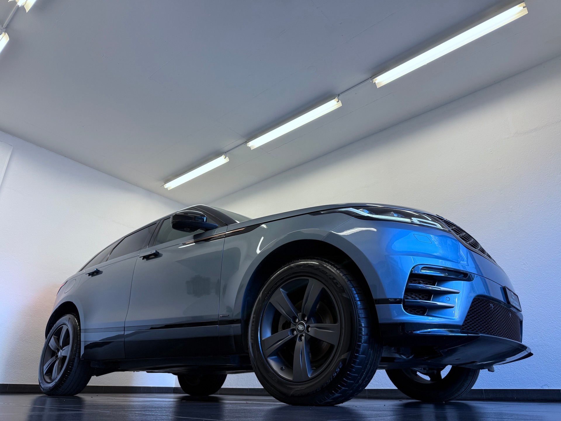 LAND ROVER Range Rover Velar R-Dynamic P 250 HSE Automatic-image-2