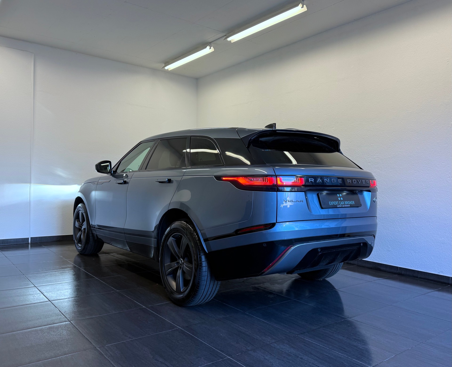 LAND ROVER Range Rover Velar R-Dynamic P 250 HSE Automatic-image-7