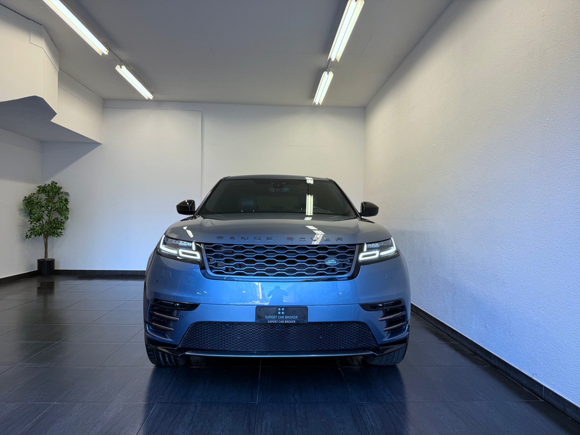 LAND ROVER Range Rover Velar R-Dynamic P 250 HSE Automatic-image-3