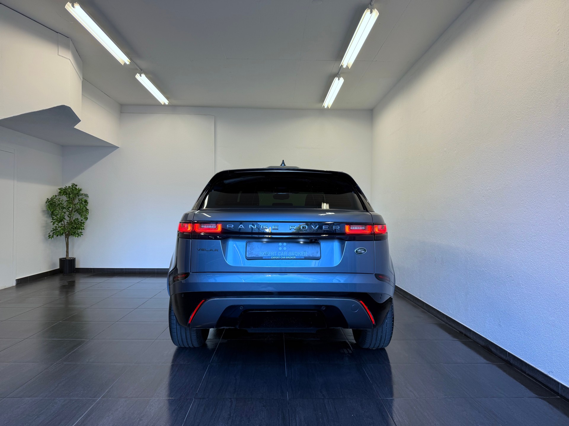 LAND ROVER Range Rover Velar R-Dynamic P 250 HSE Automatic-image-10