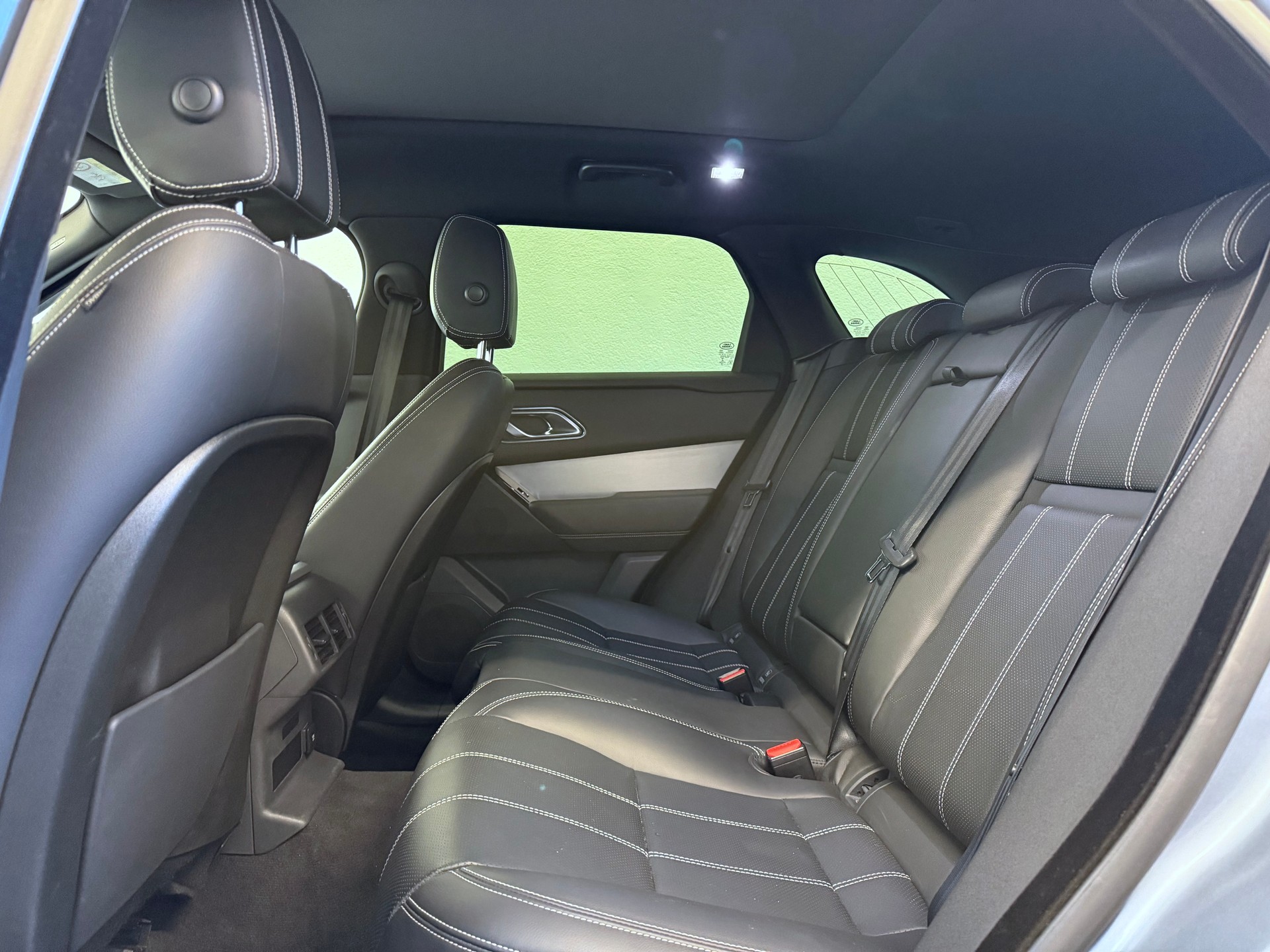 LAND ROVER Range Rover Velar R-Dynamic P 250 HSE Automatic-image-19