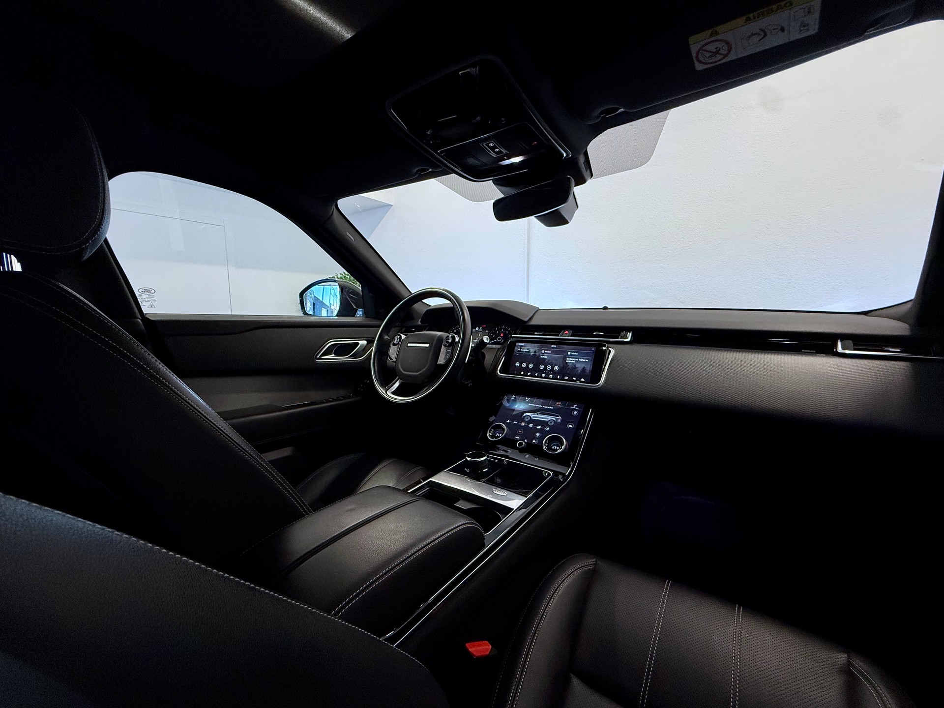 LAND ROVER Range Rover Velar R-Dynamic P 250 HSE Automatic-image-15