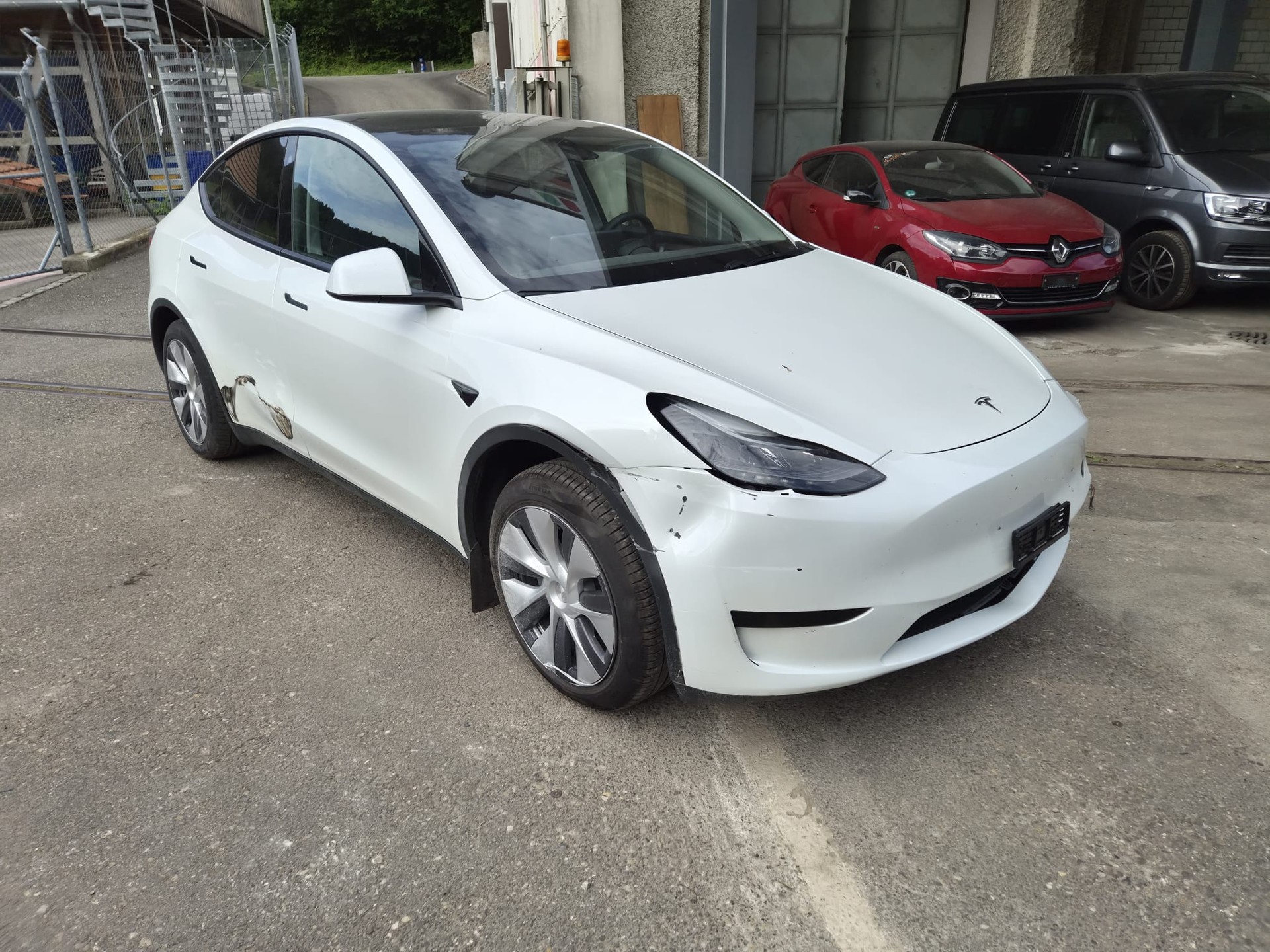 TESLA Model Y RWD-image-0