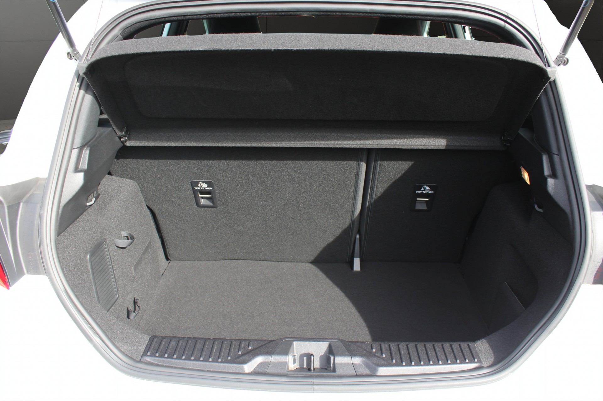 FORD Fiesta 1.0 EcoB ST-Line-image-10