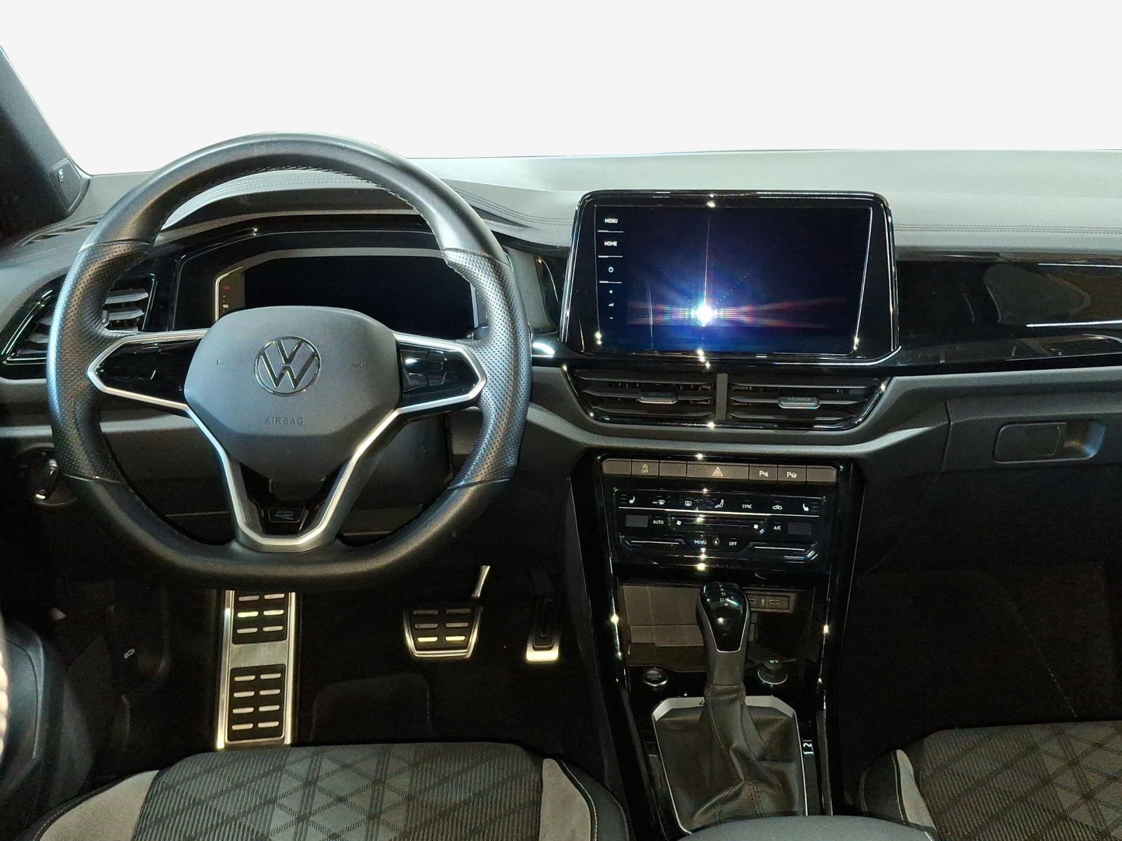 VW T-Roc 2.0 TSI R-Line DSG 4Motion-image-8