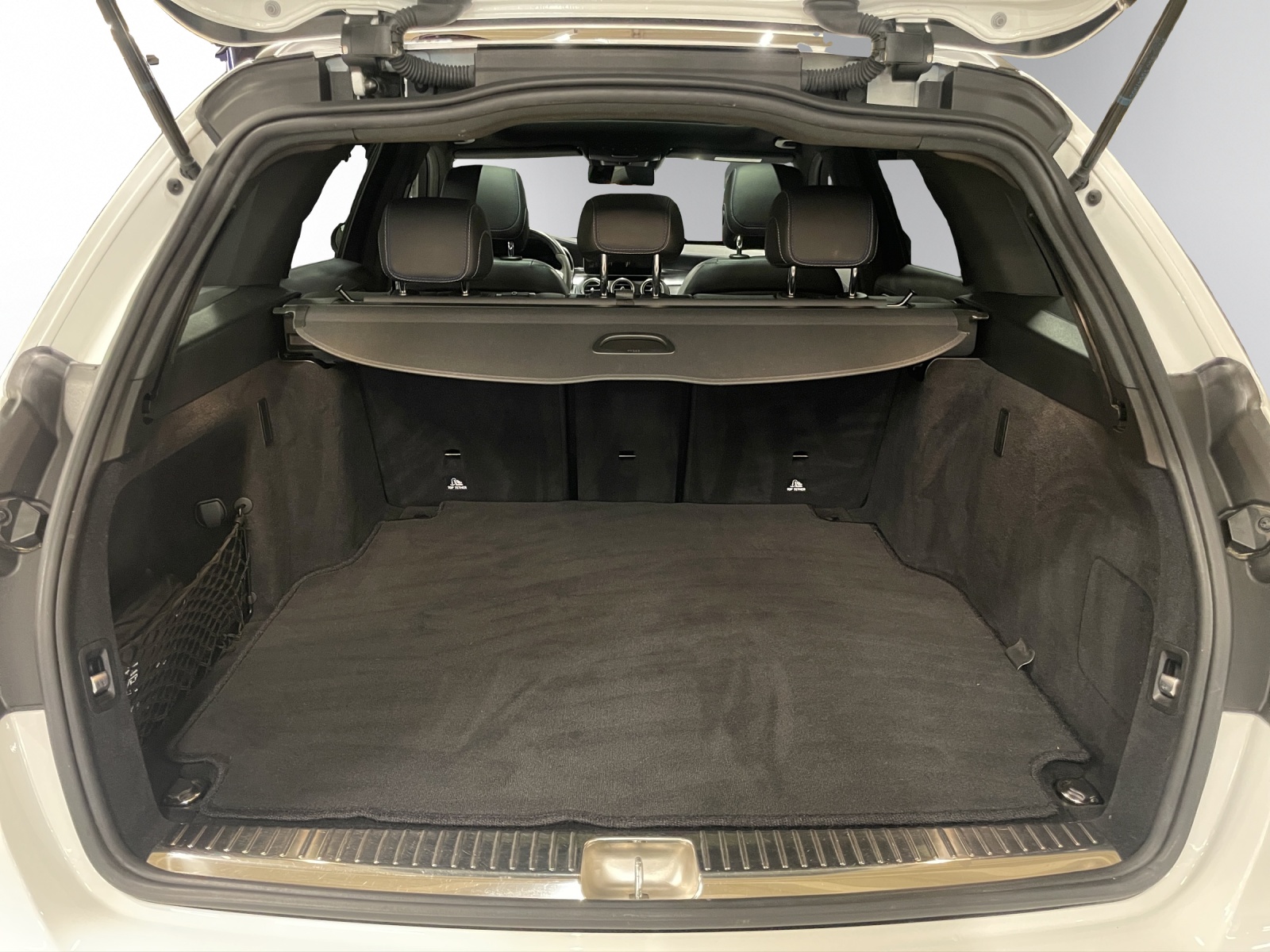 MERCEDES-BENZ C 200 Swiss Star AMG L.4M-image-6