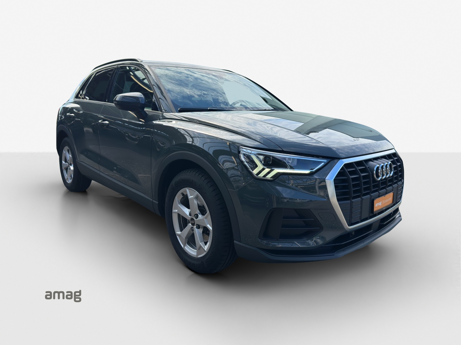 AUDI Q3 35 TFSI Attraction S-tronic-image-5