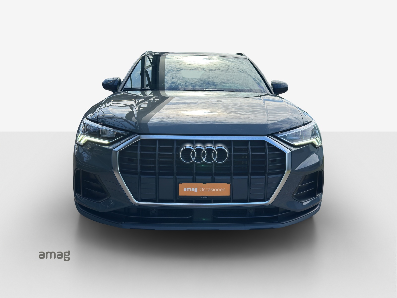 AUDI Q3 35 TFSI Attraction S-tronic-image-6