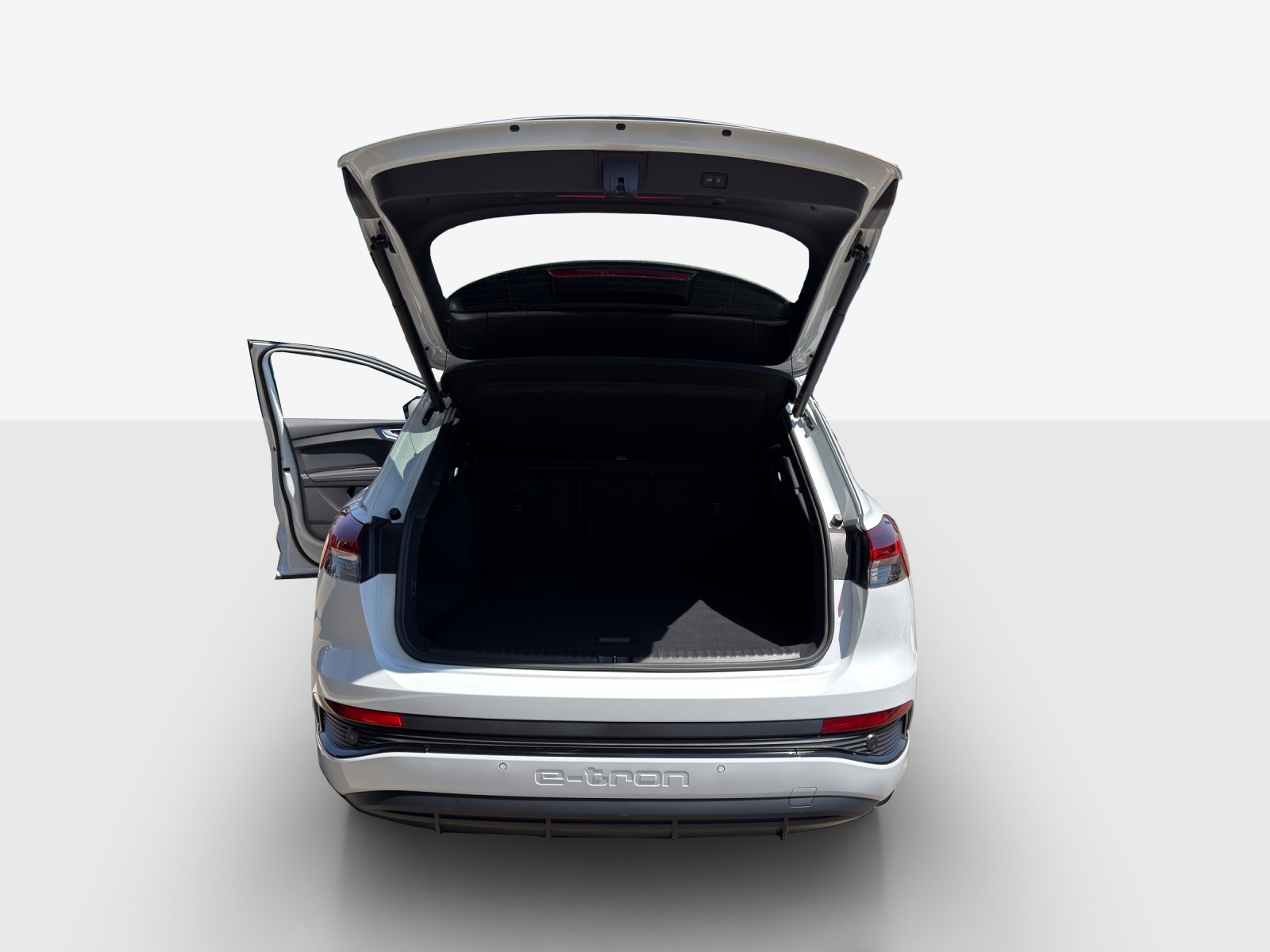 AUDI Q4 e-tron 50 quattro-image-12