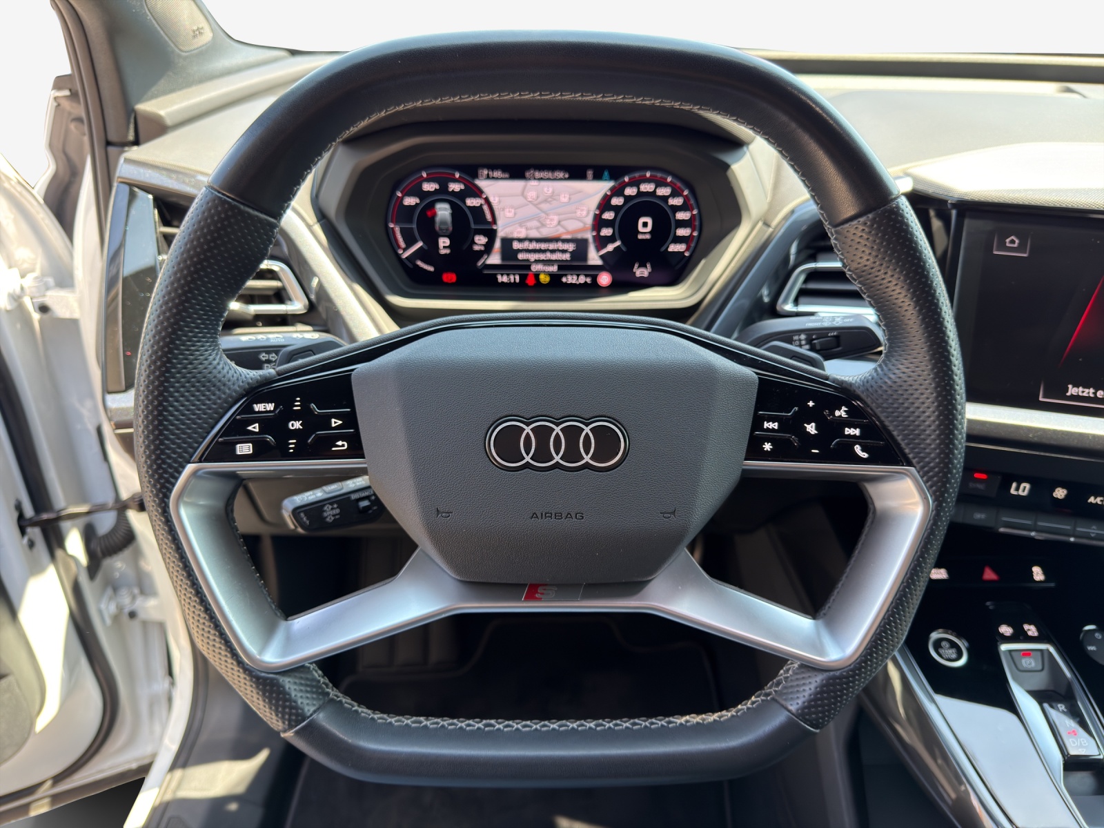 AUDI Q4 e-tron 50 quattro-image-9