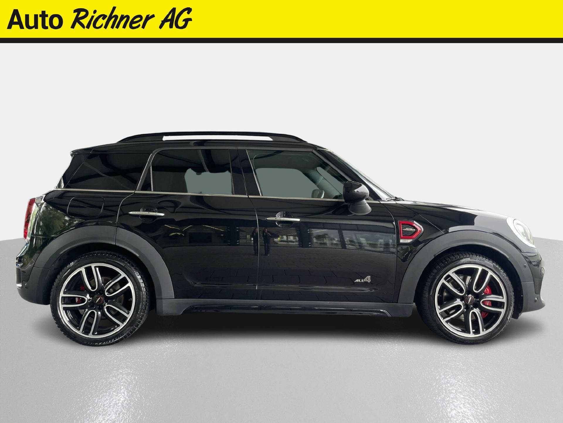 MINI Countryman F60 2.0i John Cooper Works SAG ALL4-image-2