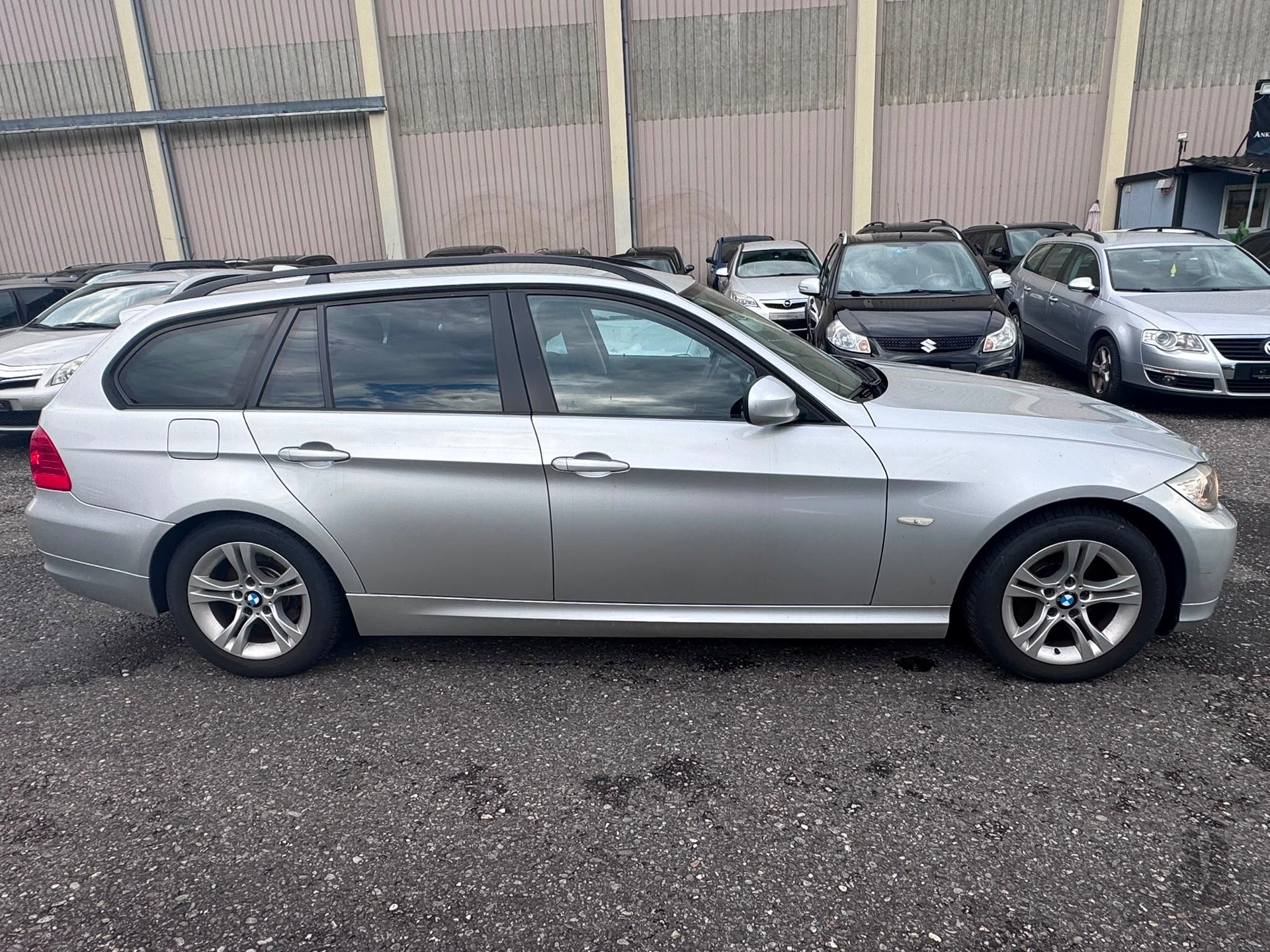 BMW 320d Touring more4you-image-5