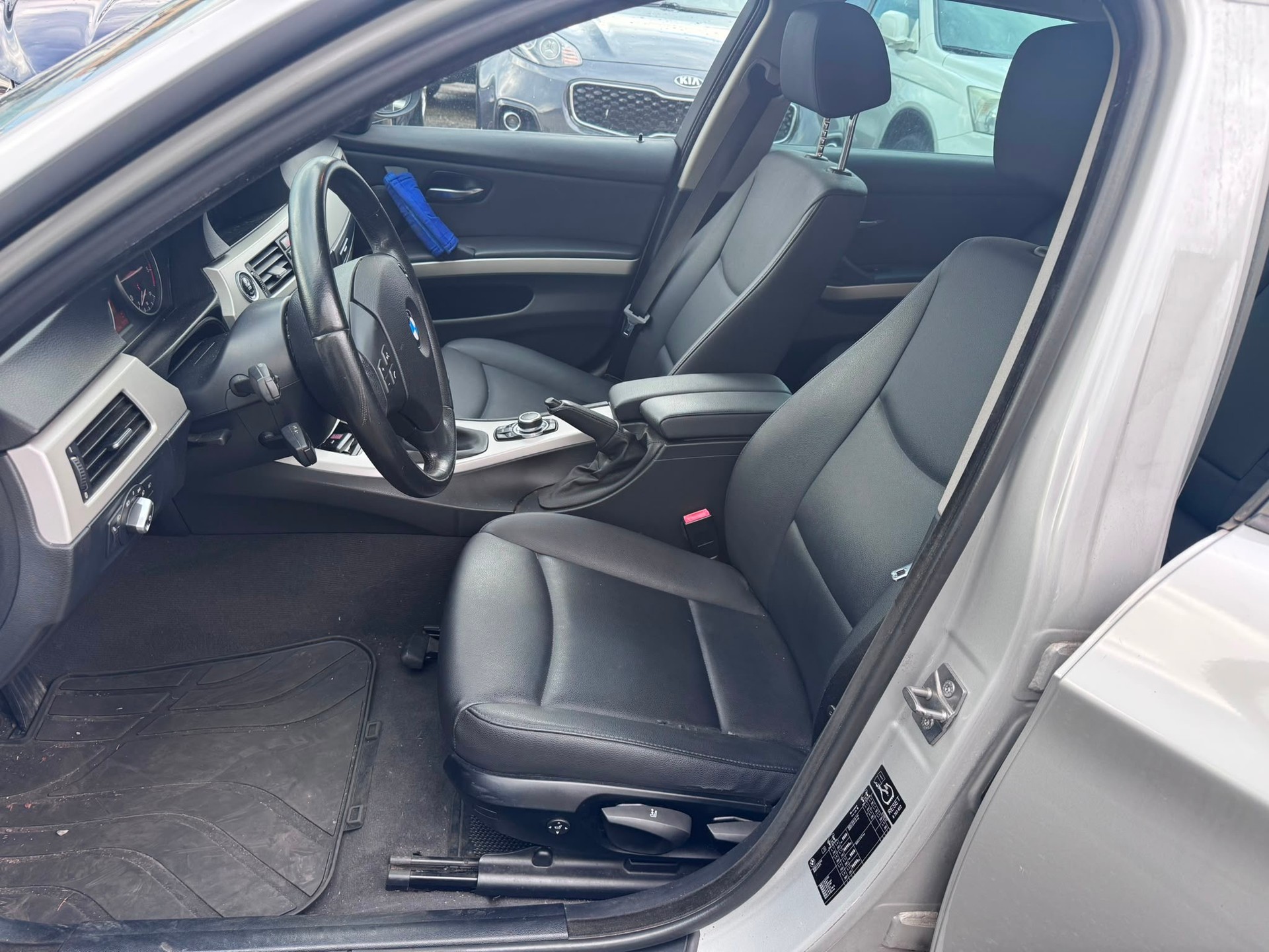 BMW 320d Touring more4you-image-10