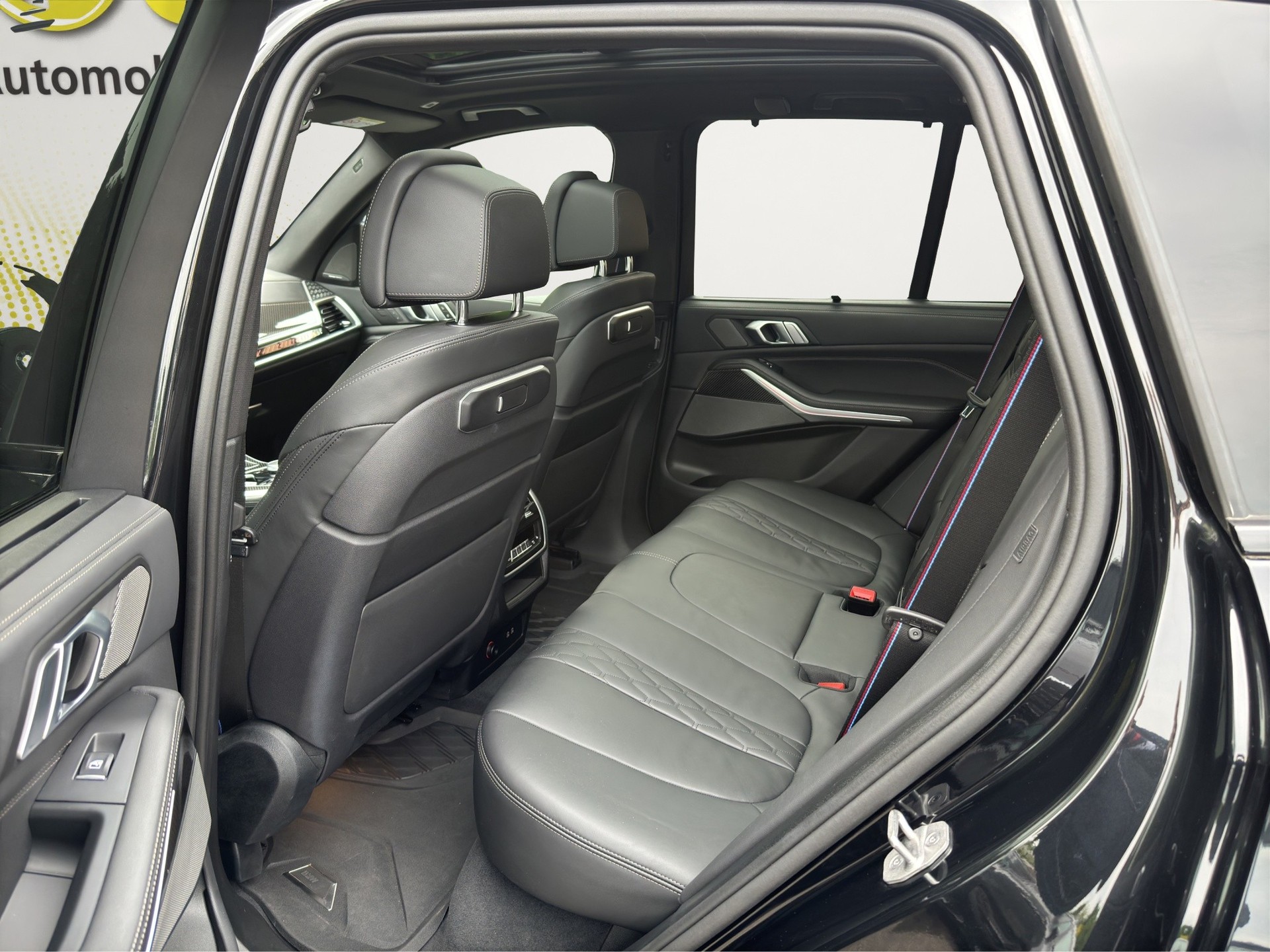 BMW X5 xDrive 48V M60i M Sport Pro (CH) INDIVIDUAL-image-13