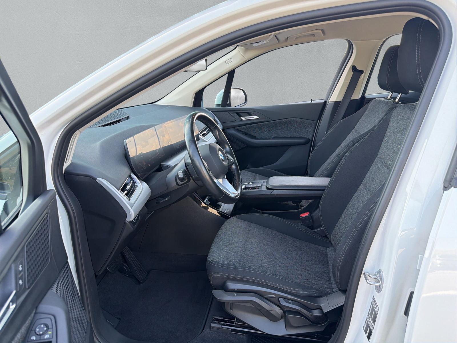 BMW 218d Active Tourer U06 (CH)-image-11