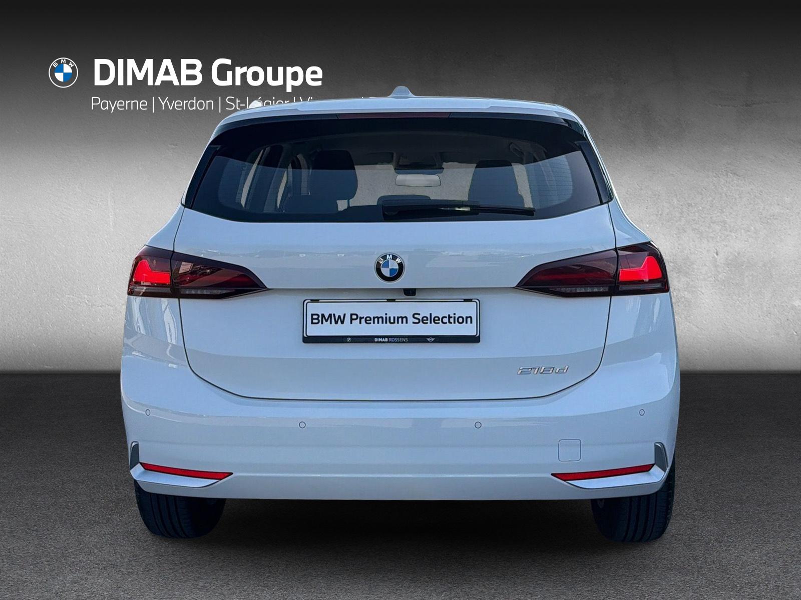 BMW 218d Active Tourer U06 (CH)-showroom-element-3
