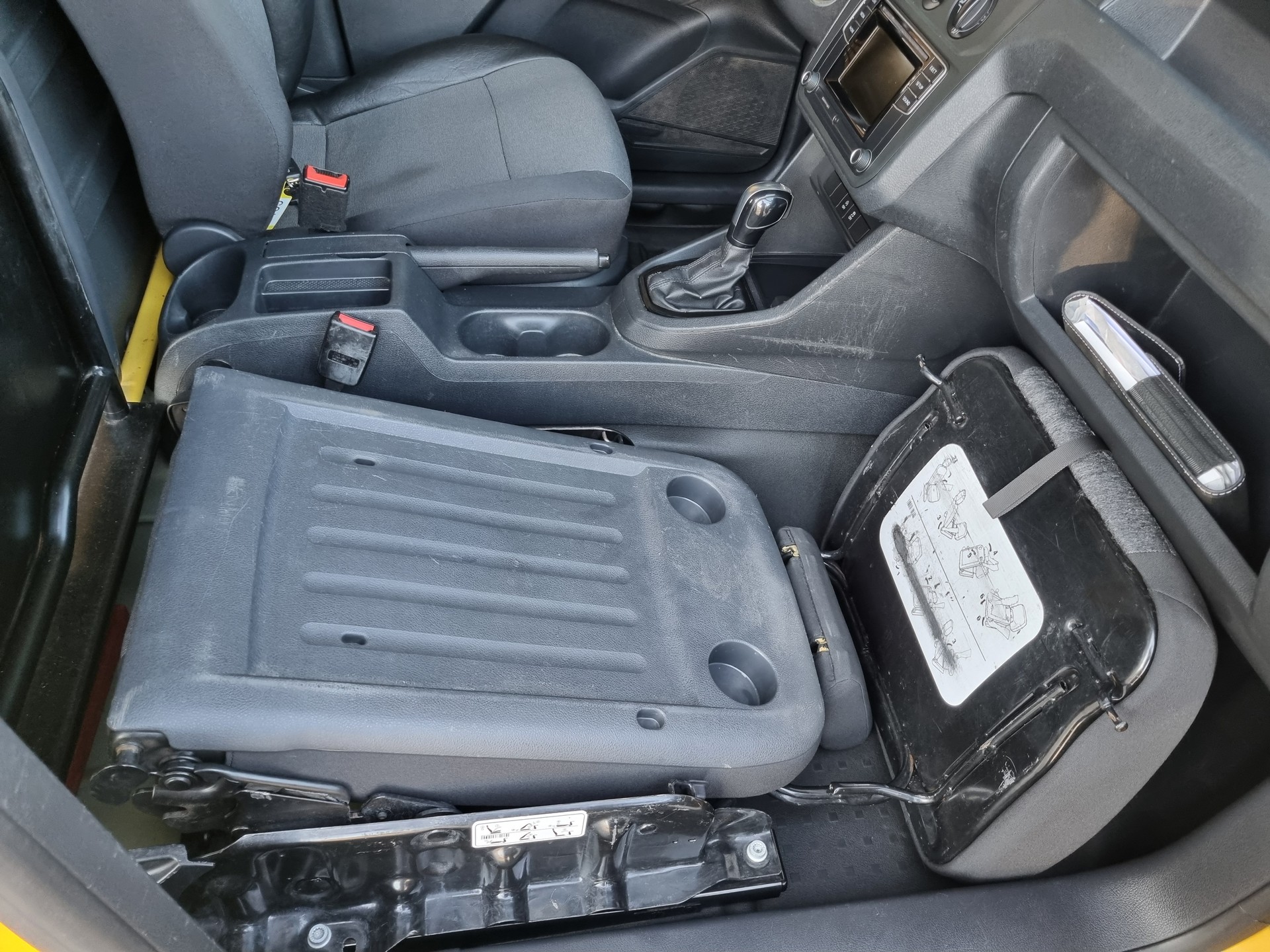 VW Caddy 2.0TDI 4Motion BlueMotion Technology DSG-image-13