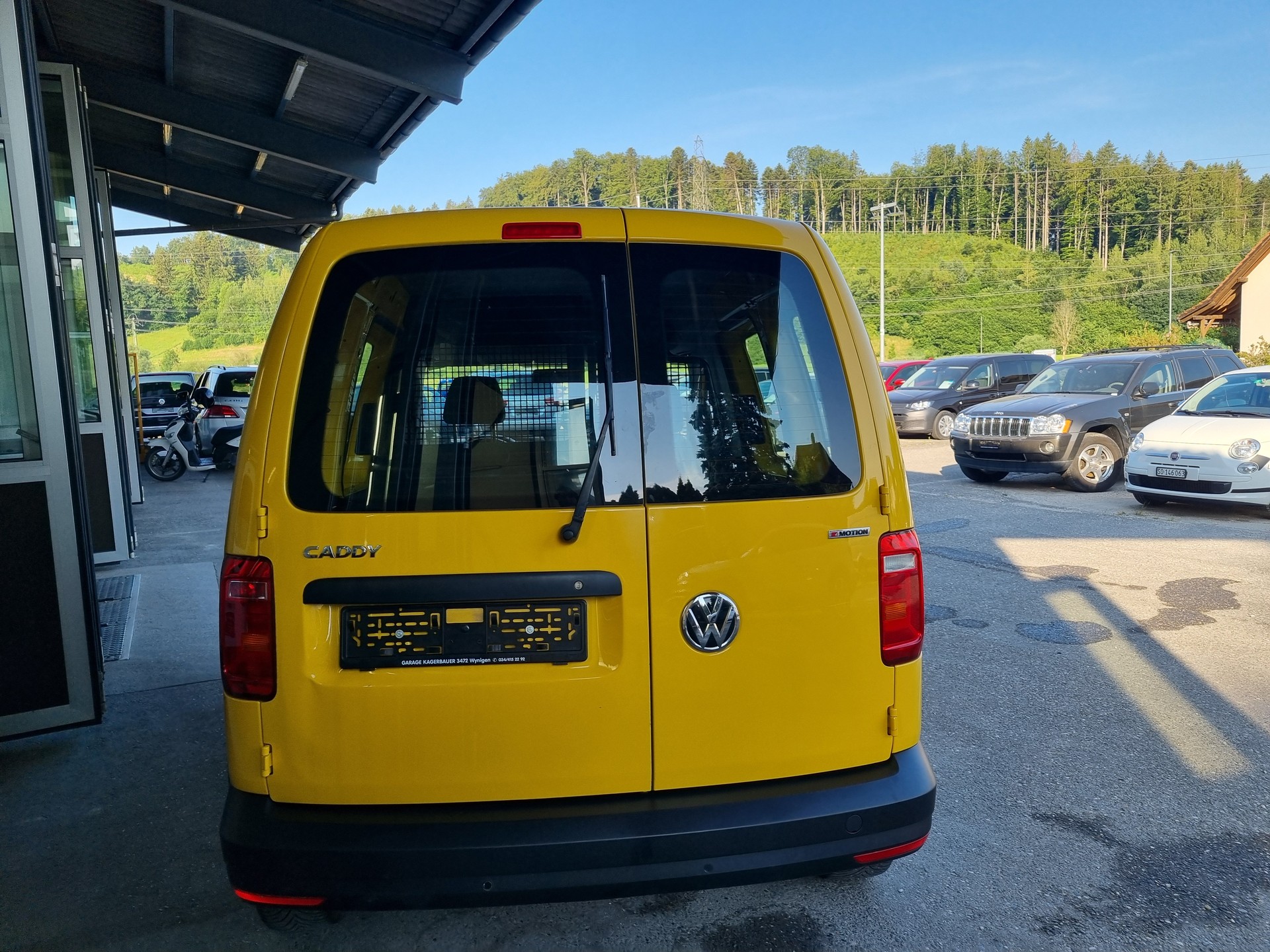 VW Caddy 2.0TDI 4Motion BlueMotion Technology DSG-image-4