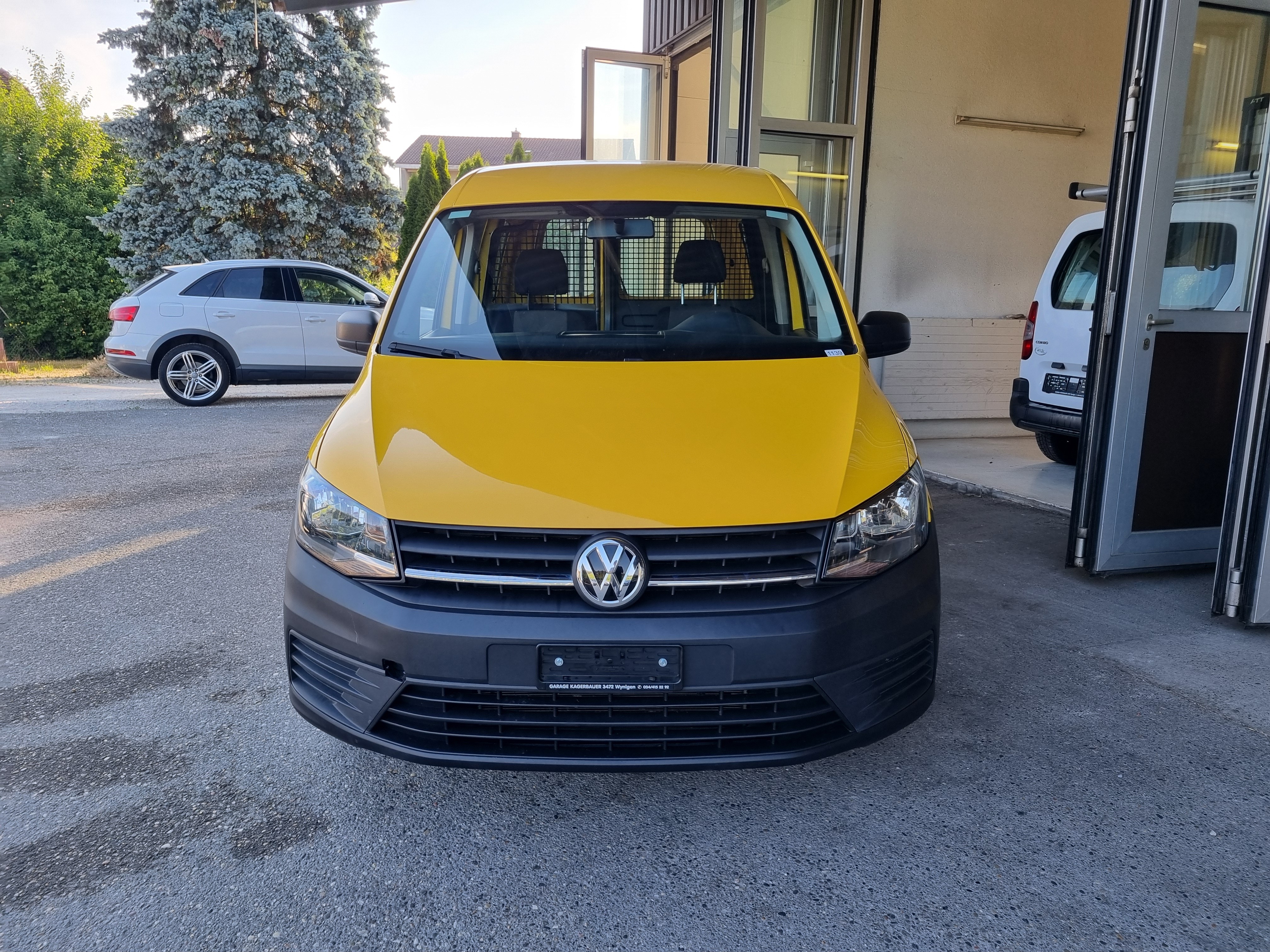 Car photo