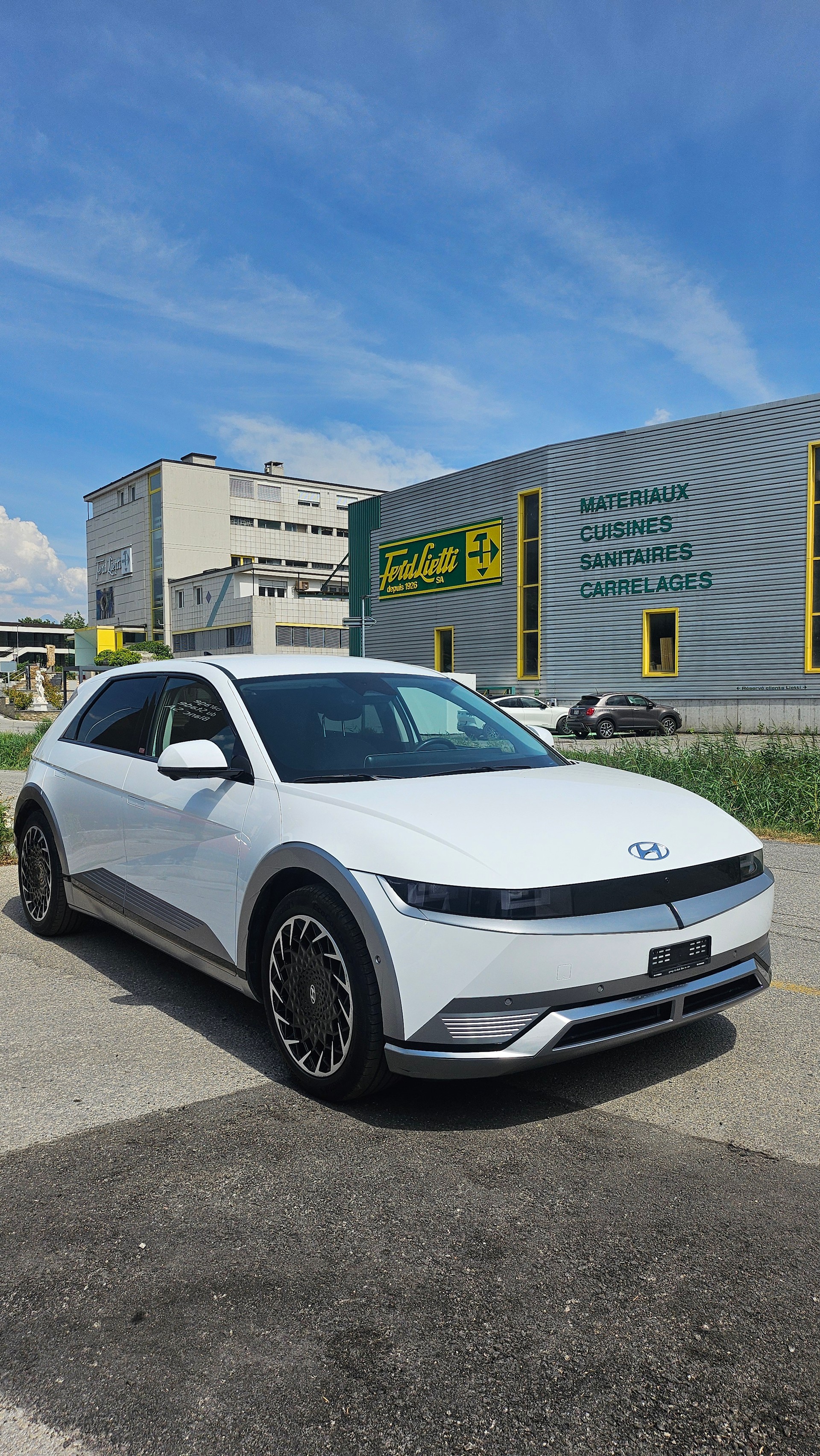 HYUNDAI Ioniq 5 72kWh First Edition 4WD-image-1