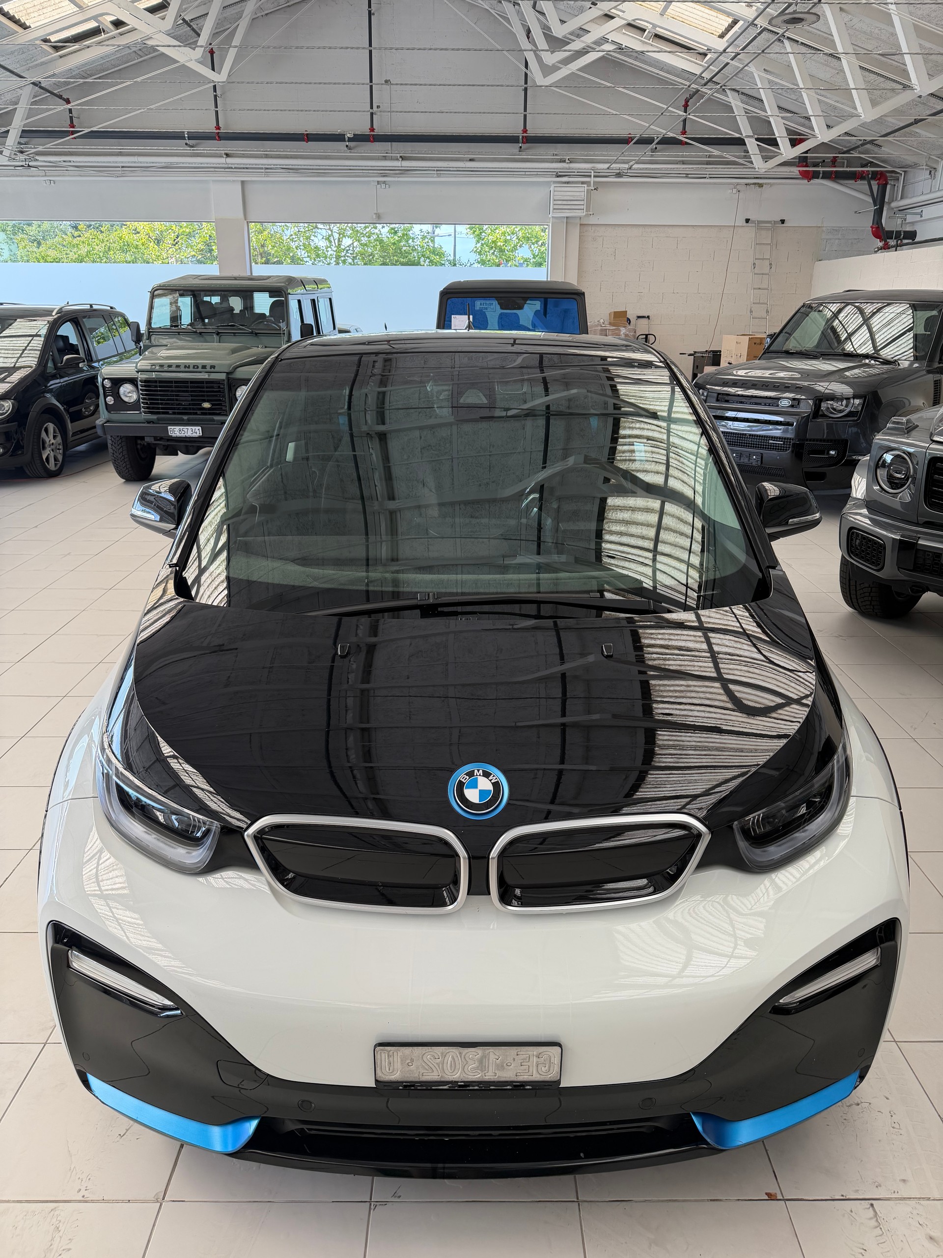BMW i3s (94Ah) Range Extender-showroom-element-2