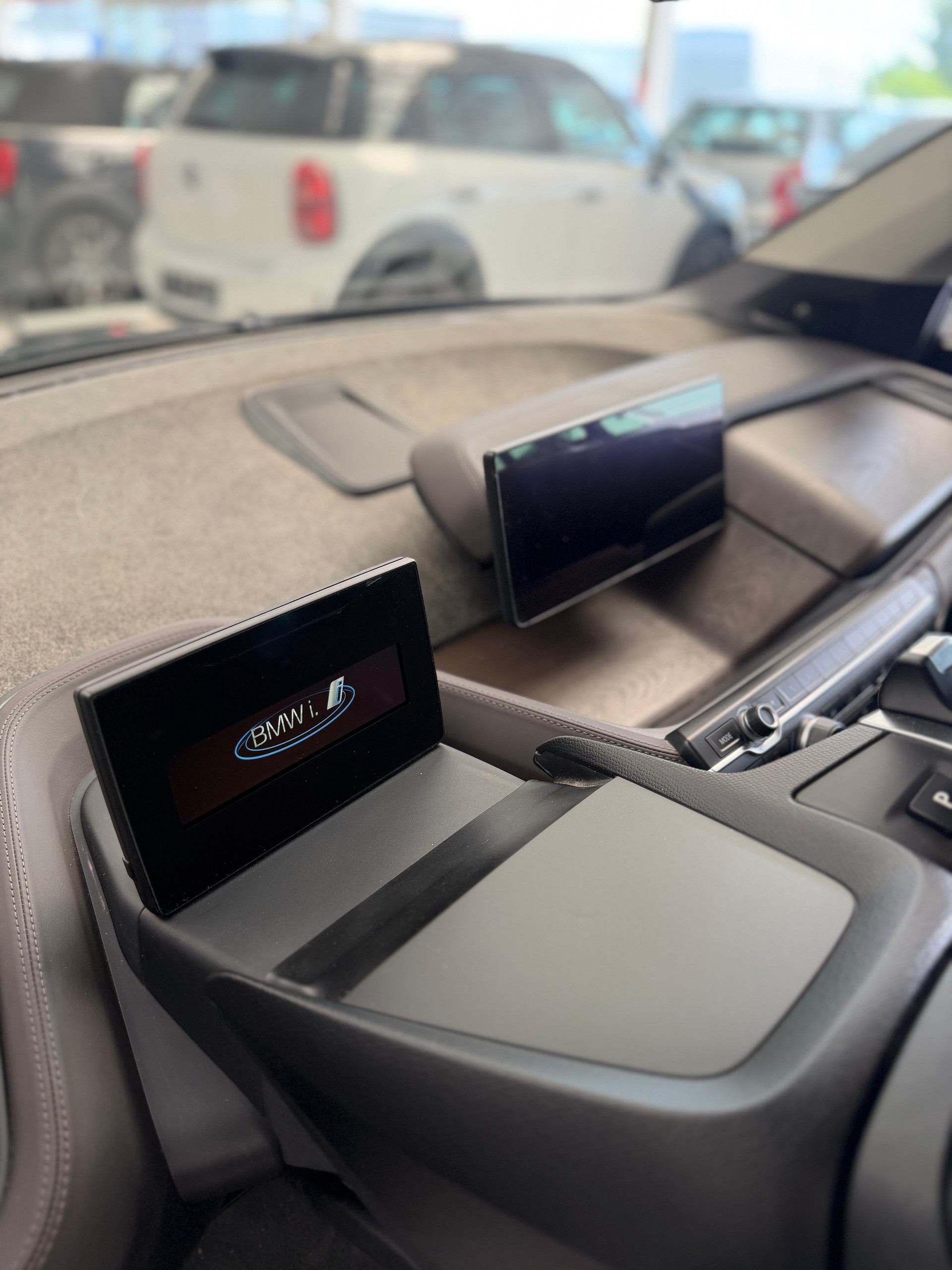 BMW i3s (94Ah) Range Extender-image-9