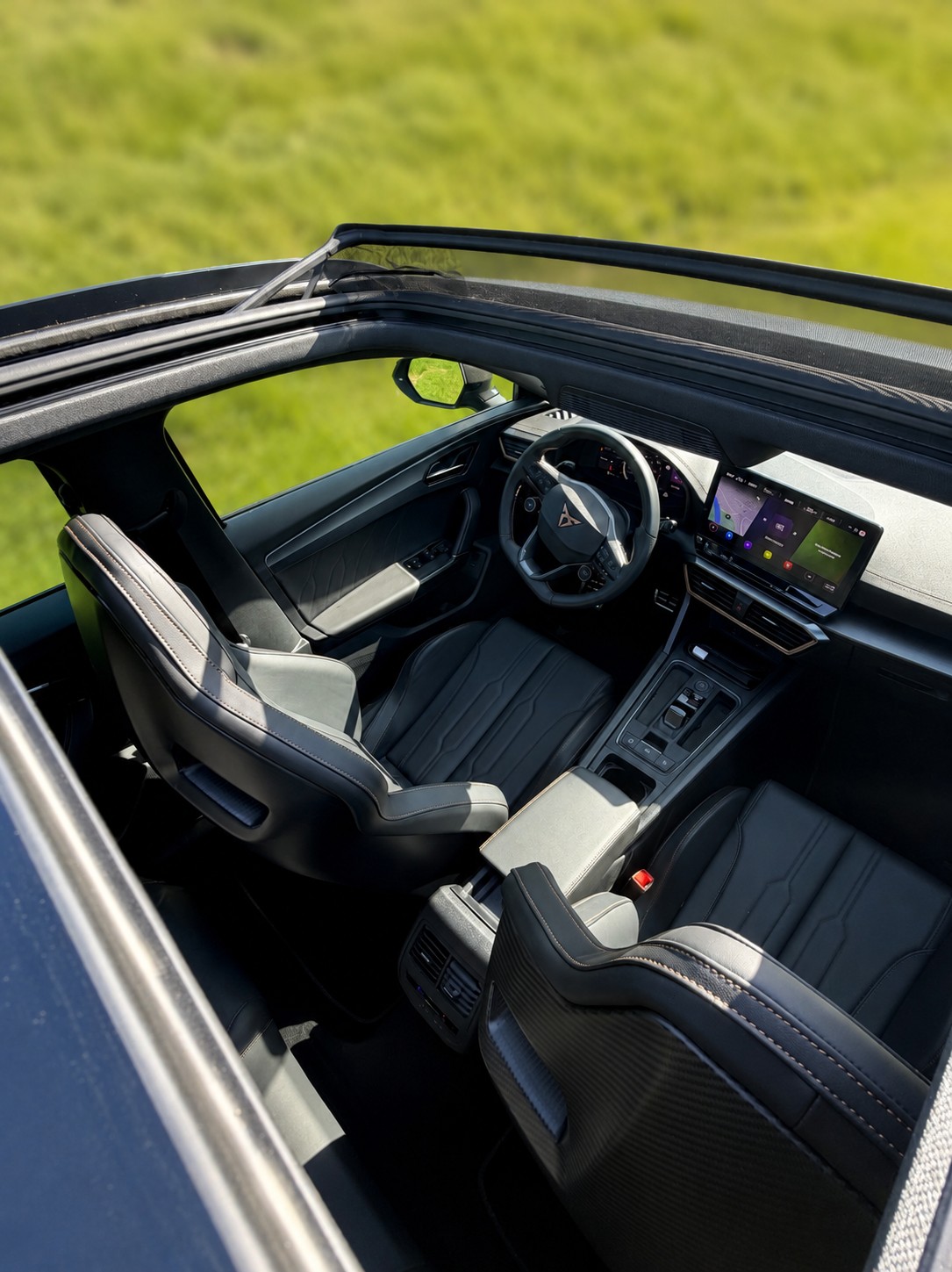 CUPRA 2.0 TSI 370 VZ CUP 4Drive DSG-image-8