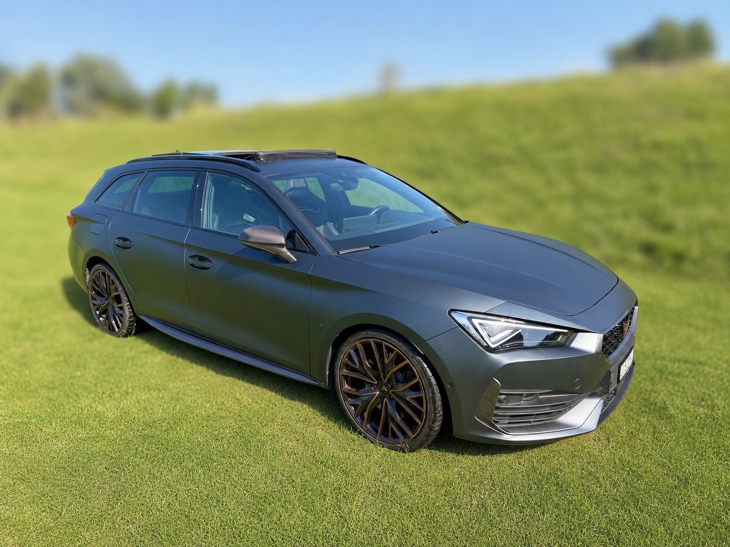 CUPRA 2.0 TSI 370 VZ CUP 4Drive DSG-image-11