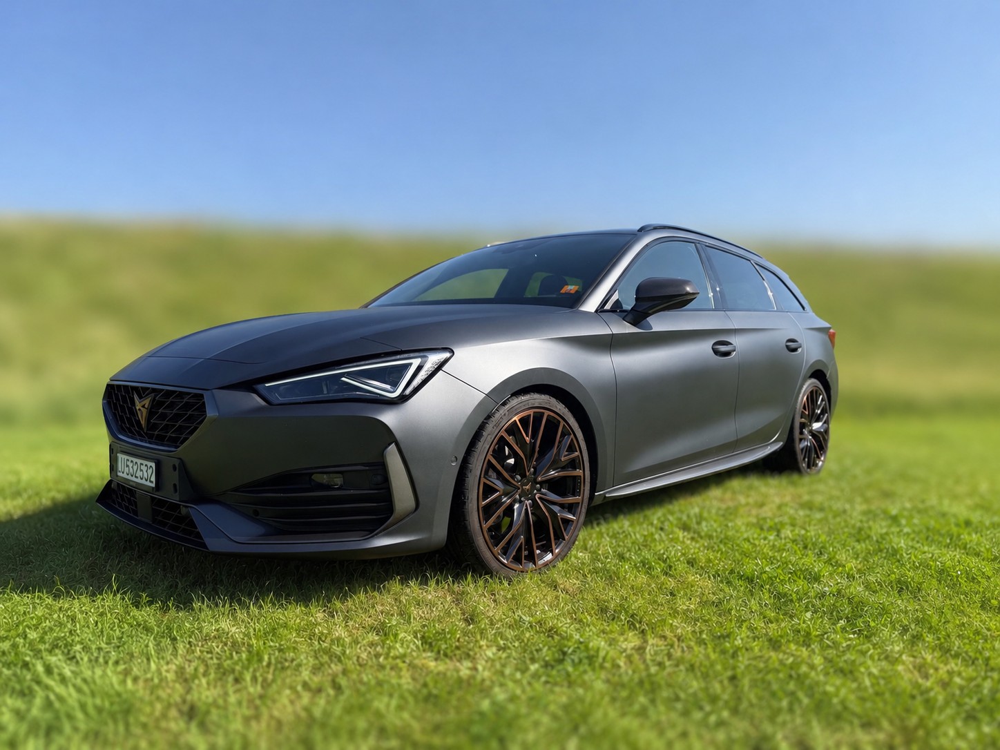 CUPRA 2.0 TSI 370 VZ CUP 4Drive DSG-image-14
