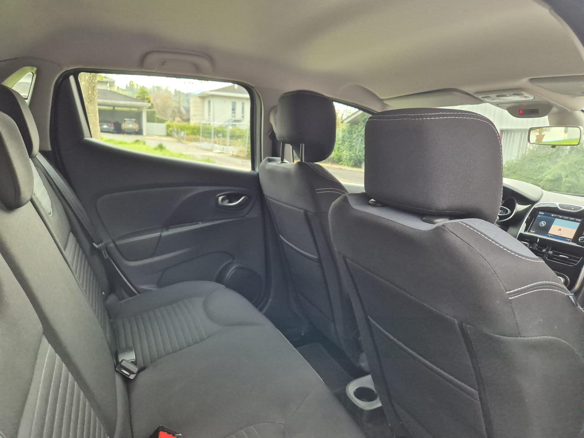 RENAULT 1.2 TCe 120 Swiss Edition-image-3