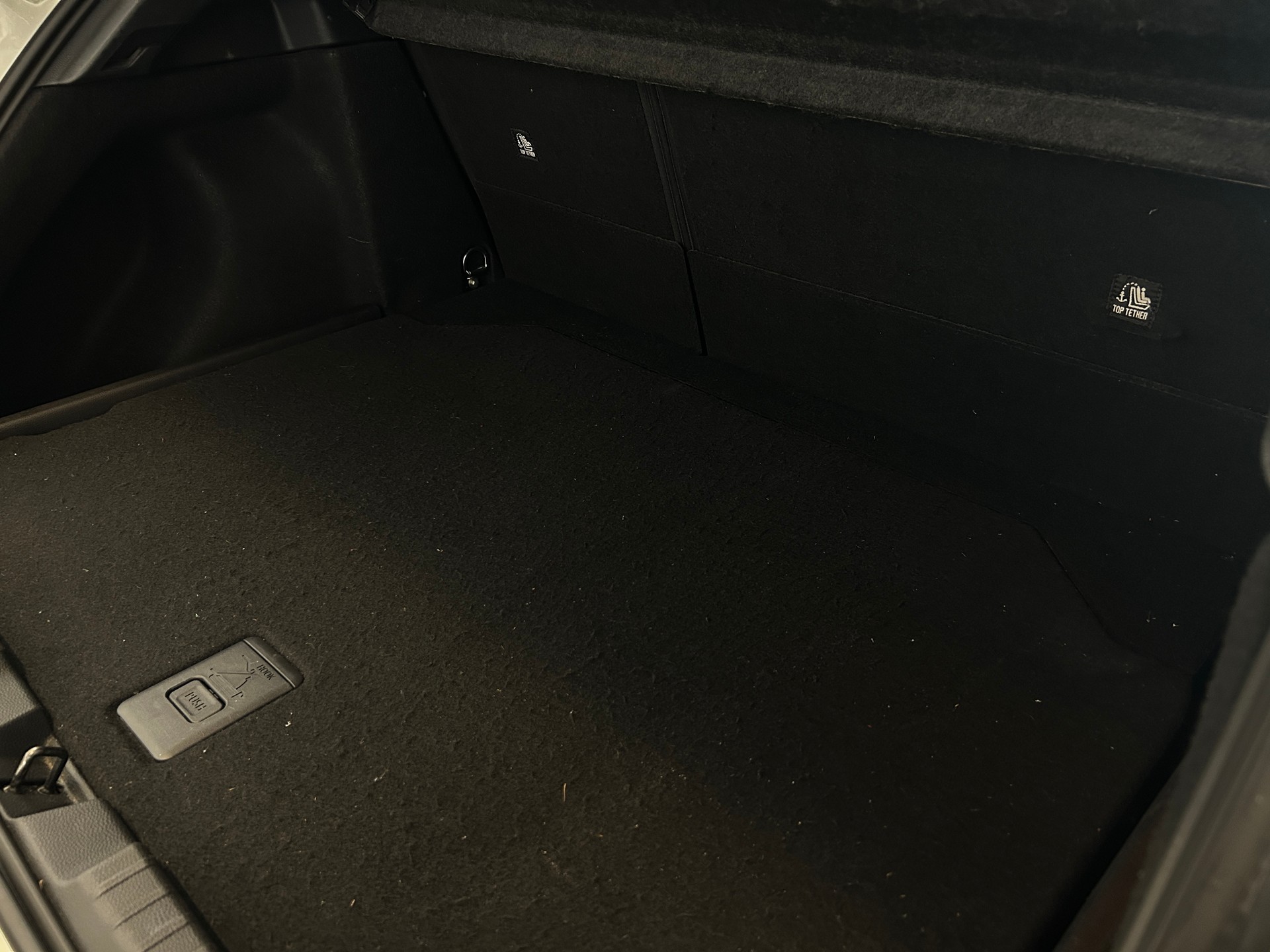 TOYOTA Corolla 2.0 HSD Style e-CVT-image-12