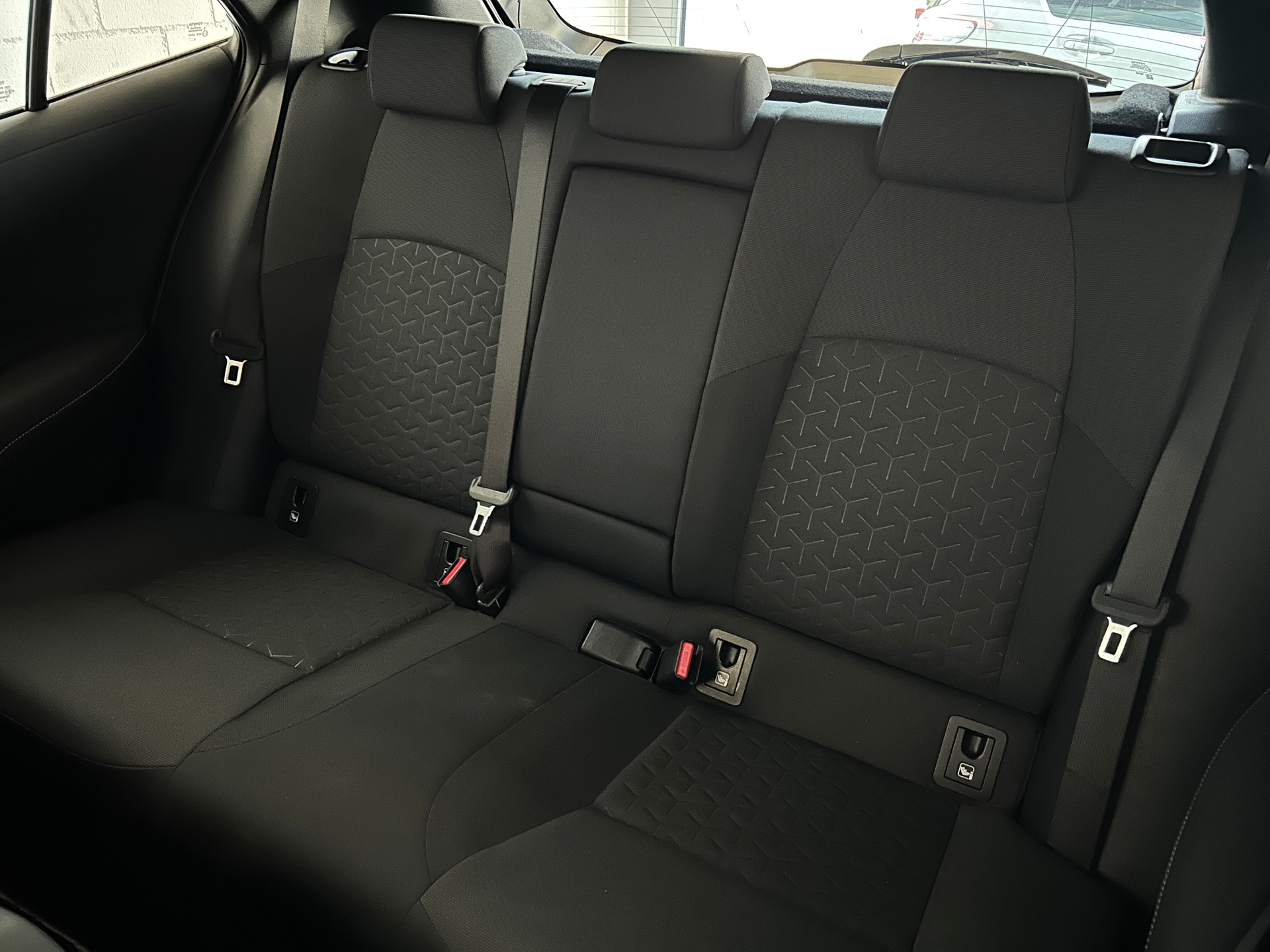 TOYOTA Corolla 2.0 HSD Style e-CVT-image-11