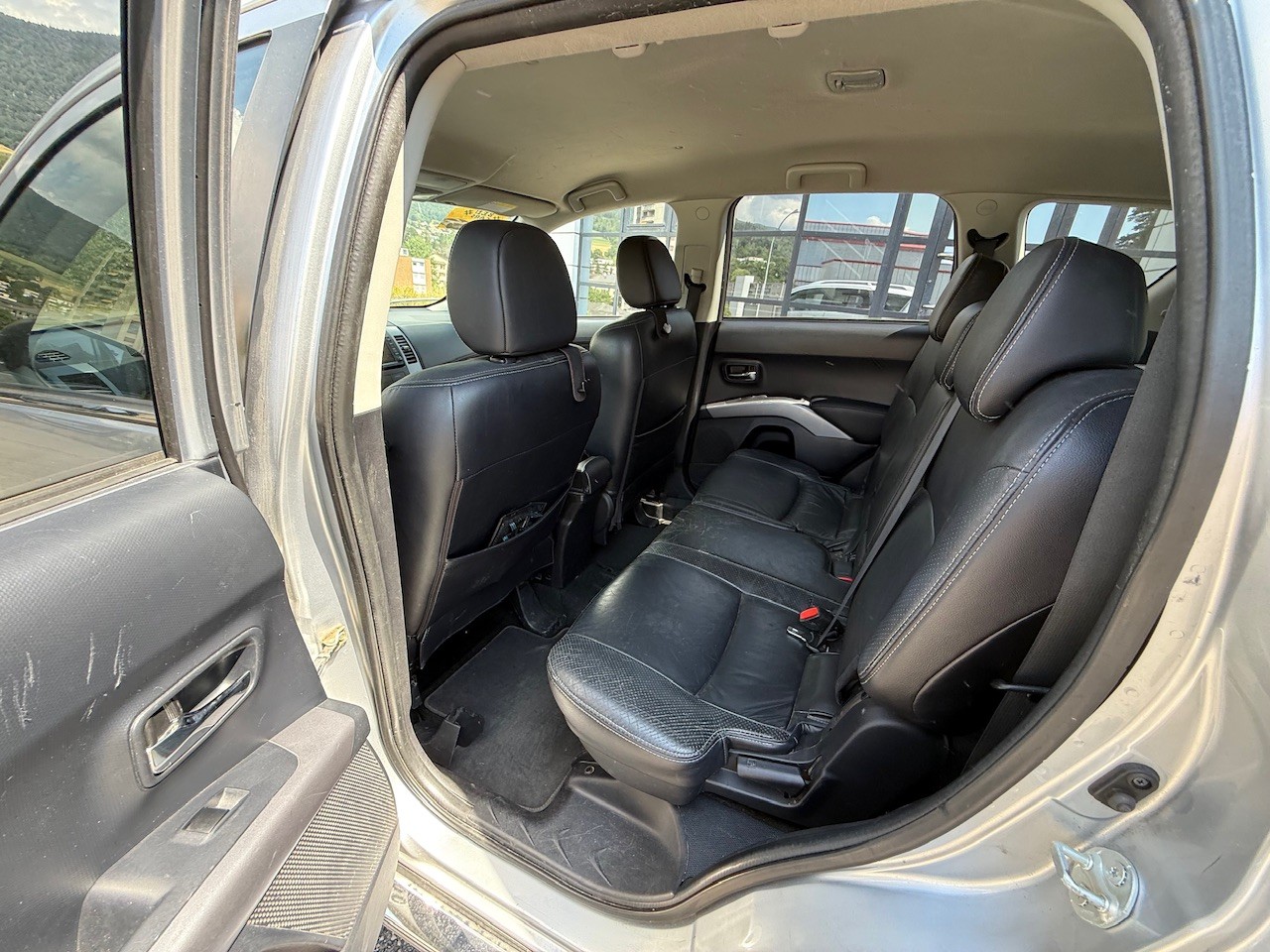 CITROEN C-Crosser 2.2 HDi Exclusive DCS6-image-10