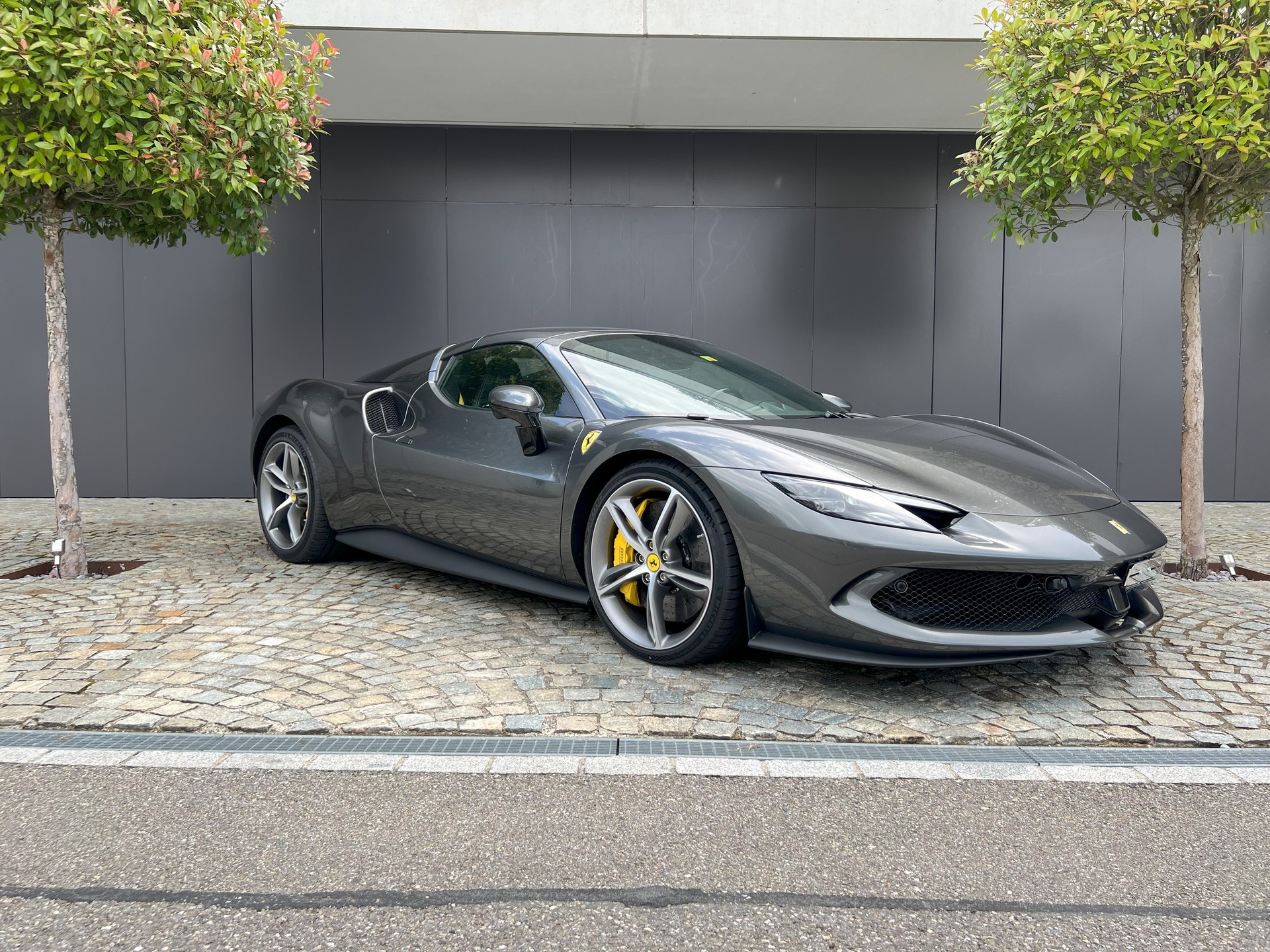 FERRARI 296 GTS-image-0