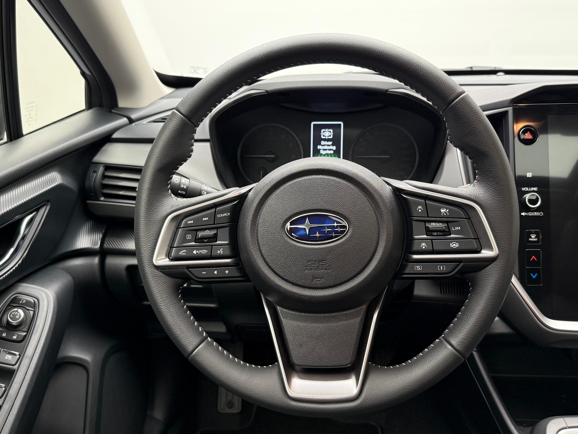 SUBARU Crosstrek 2.0i e-Boxer Luxury-image-7