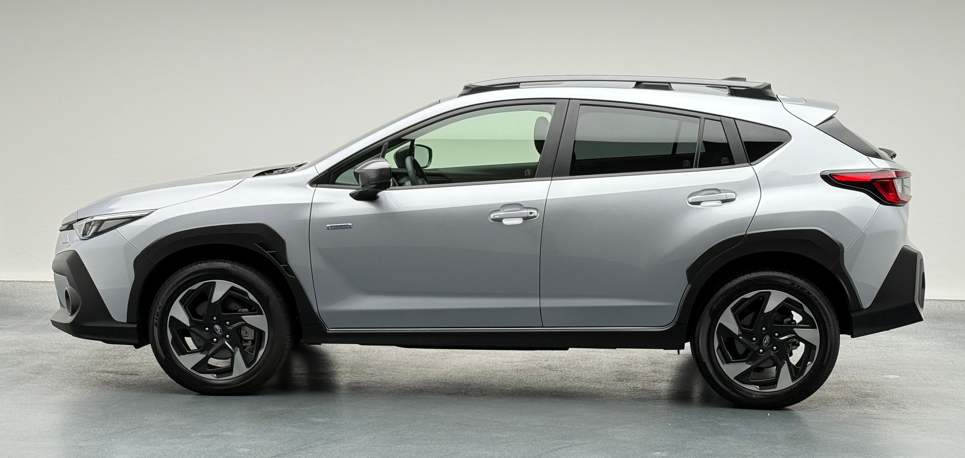 SUBARU Crosstrek 2.0i e-Boxer Luxury-image-3